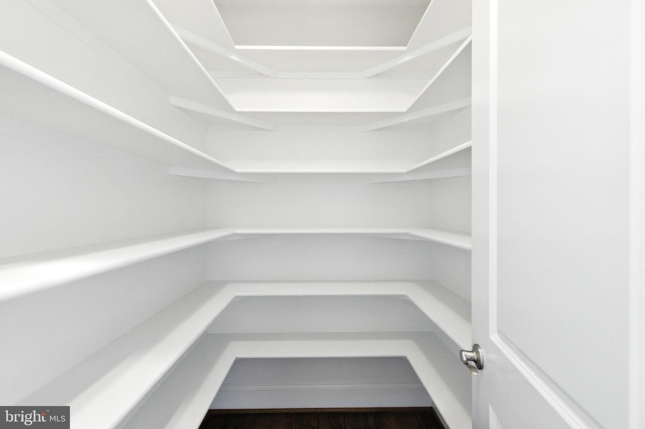 WOODSIDE ESTATES - Residential