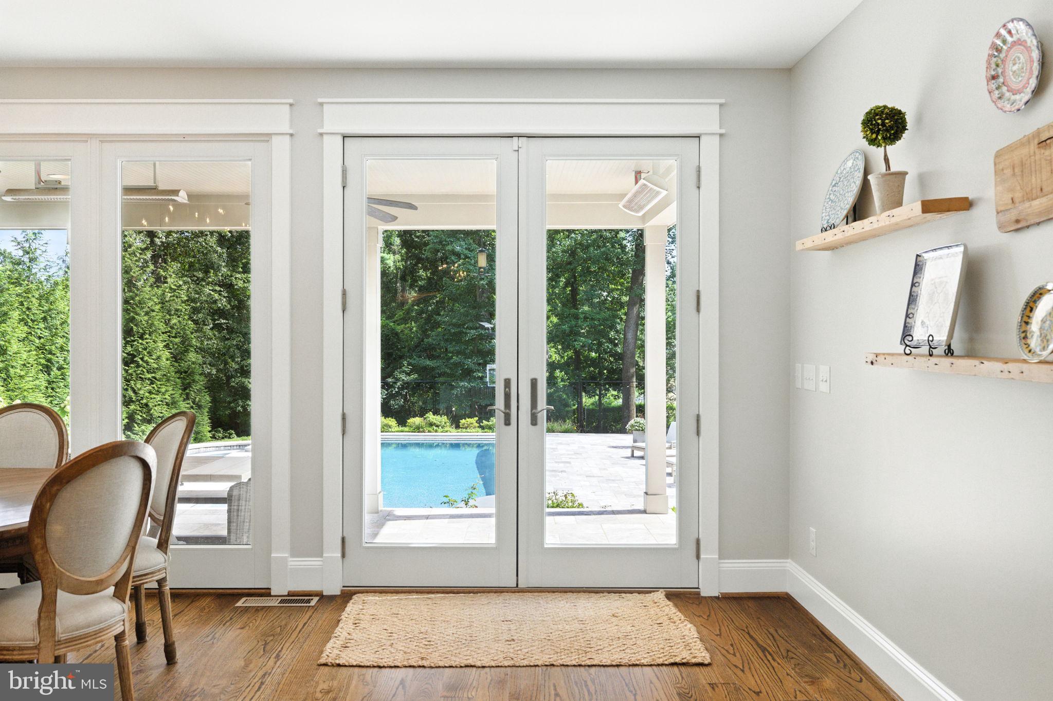 WOODSIDE ESTATES - Residential