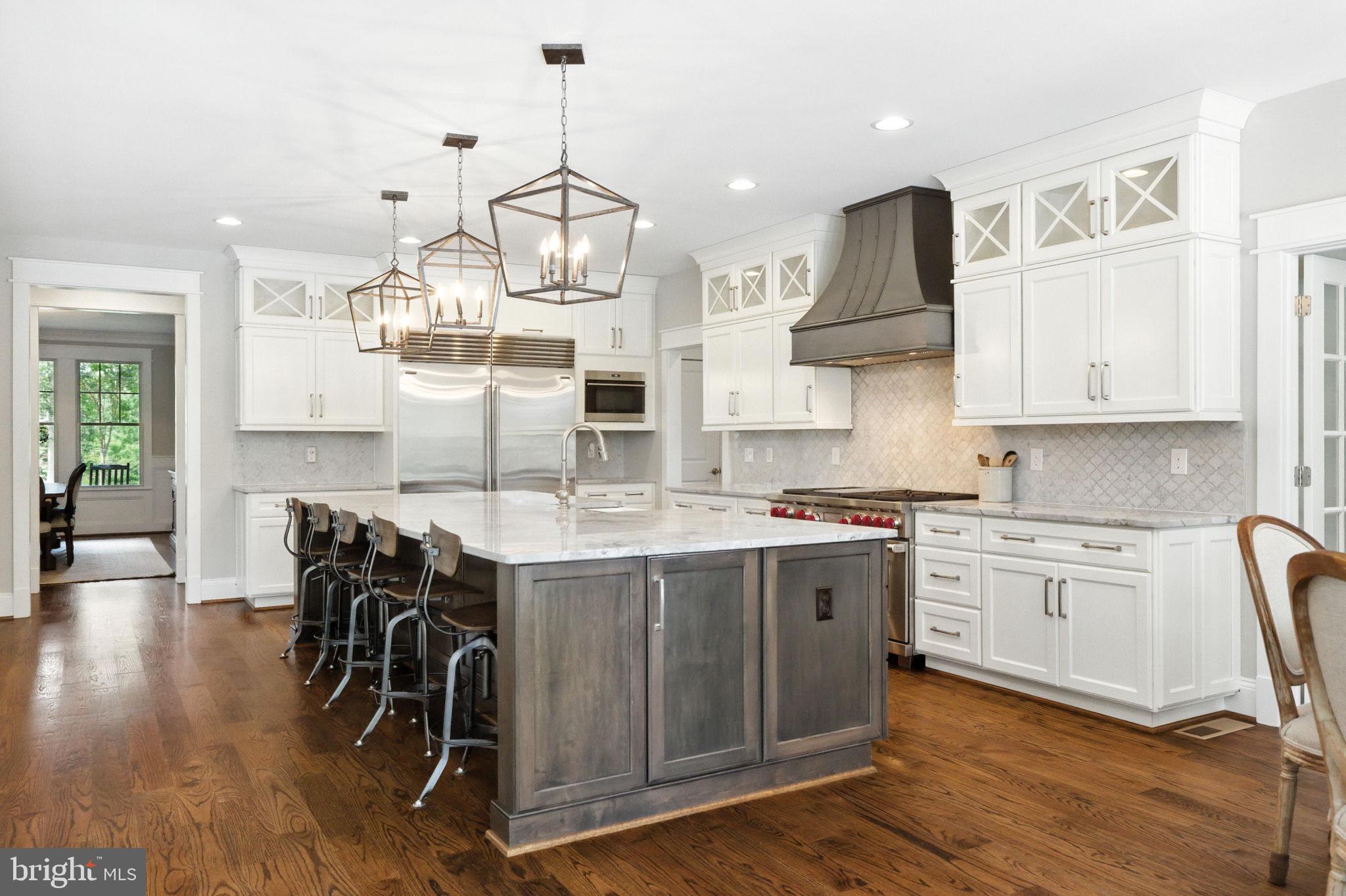 WOODSIDE ESTATES - Residential