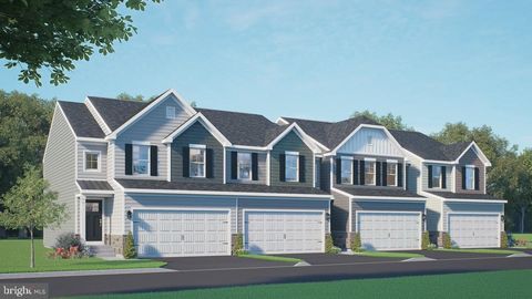 Townhouse For Sale - 14-104 Julian Drive #LOT 29<br/> BLOOMSBURG, PA 17815