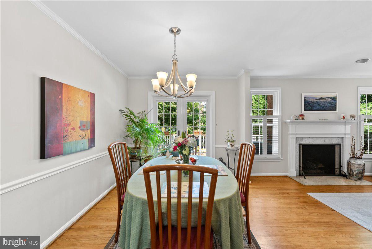 STRATTON COMMONS - Residential Lease