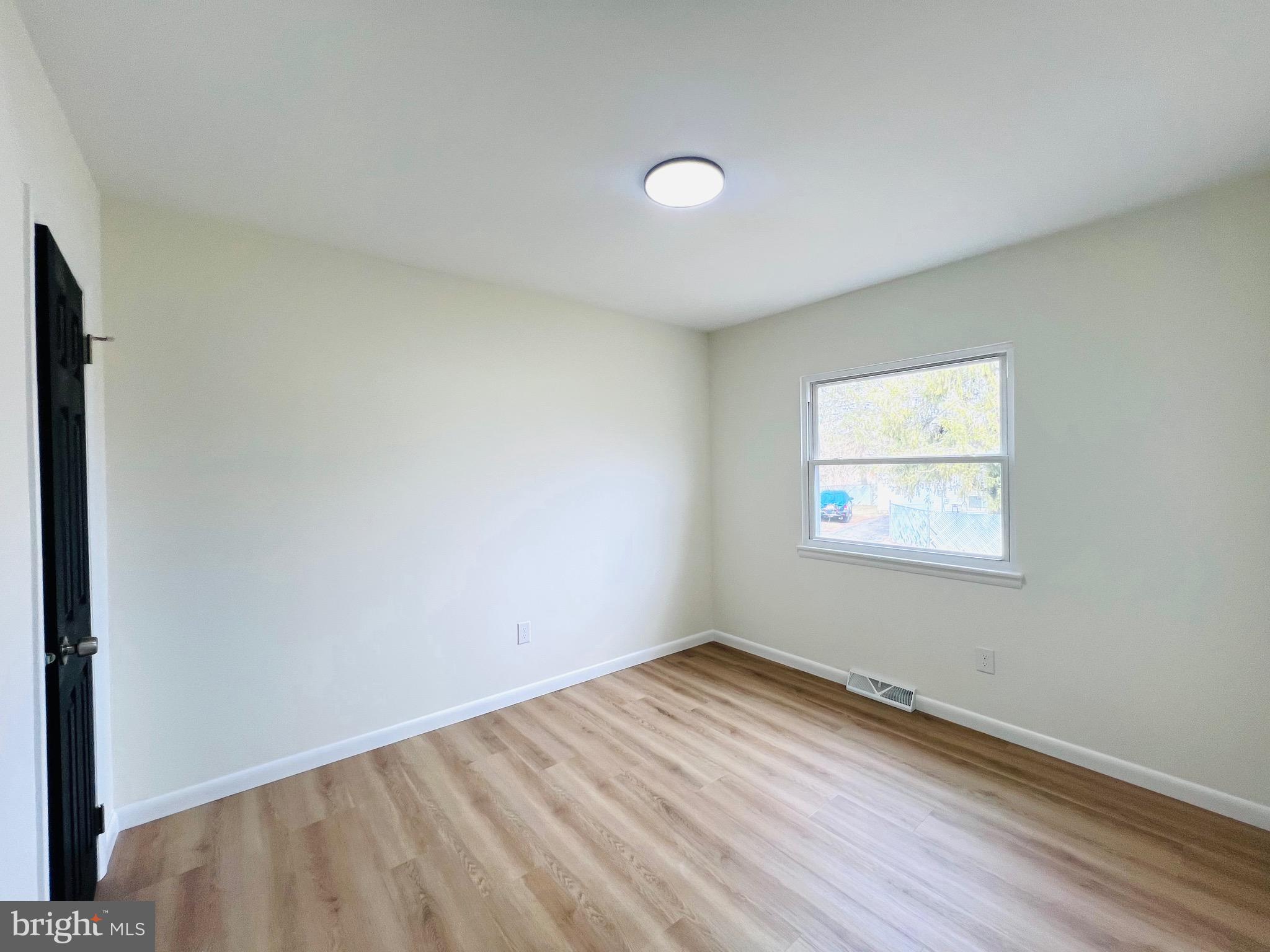 LAKE VALLEY - Residential