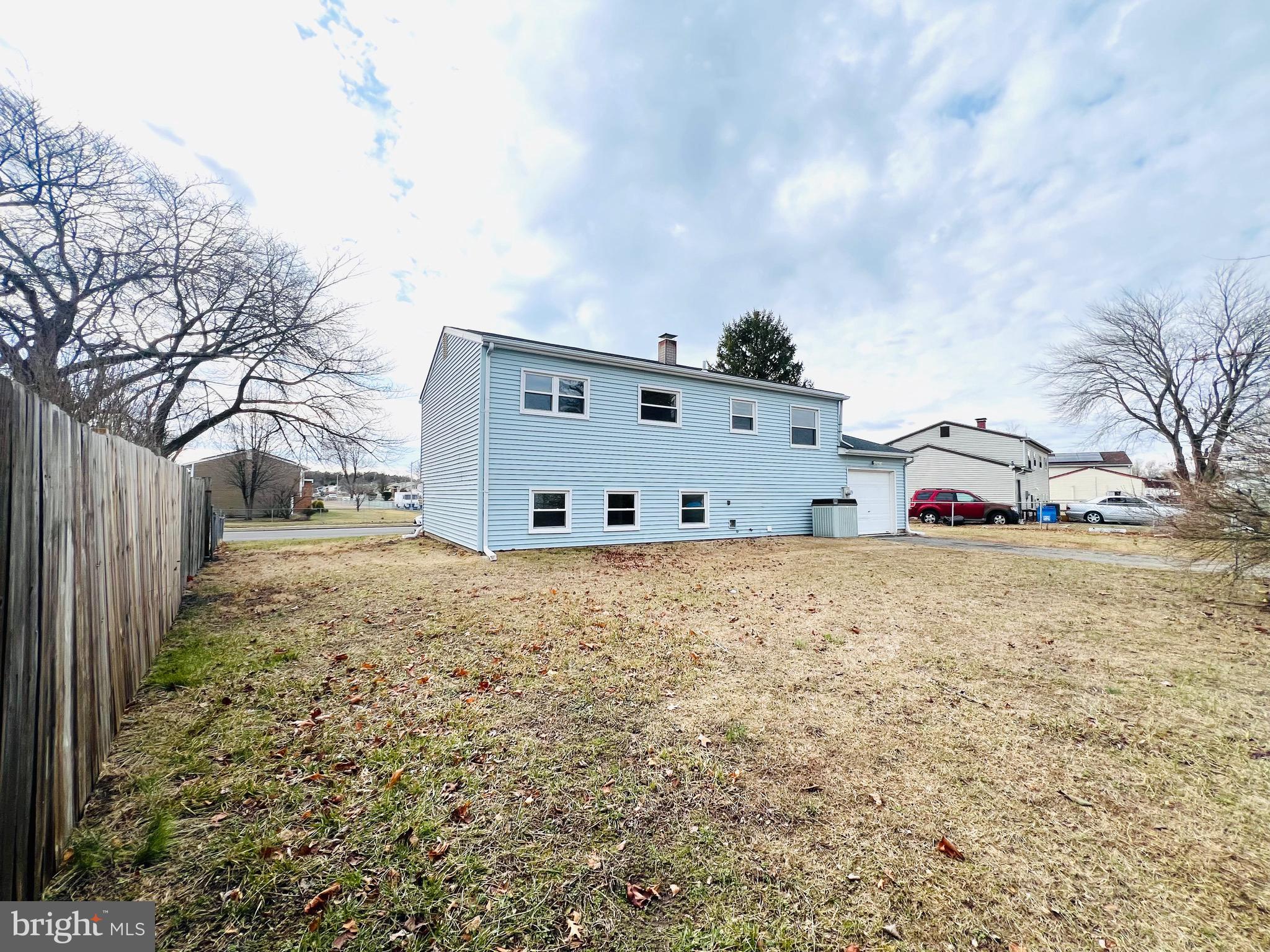 LAKE VALLEY - Residential