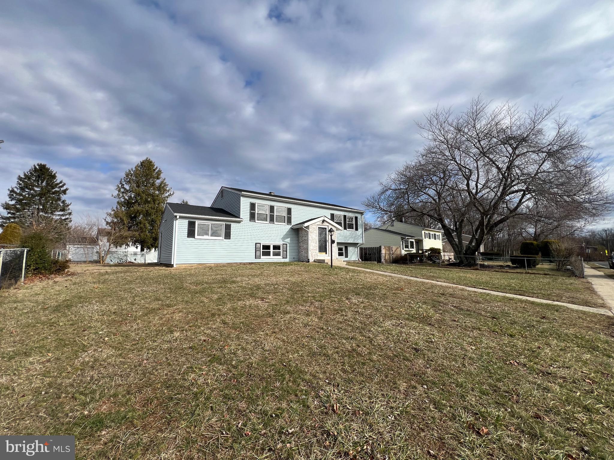 LAKE VALLEY - Residential