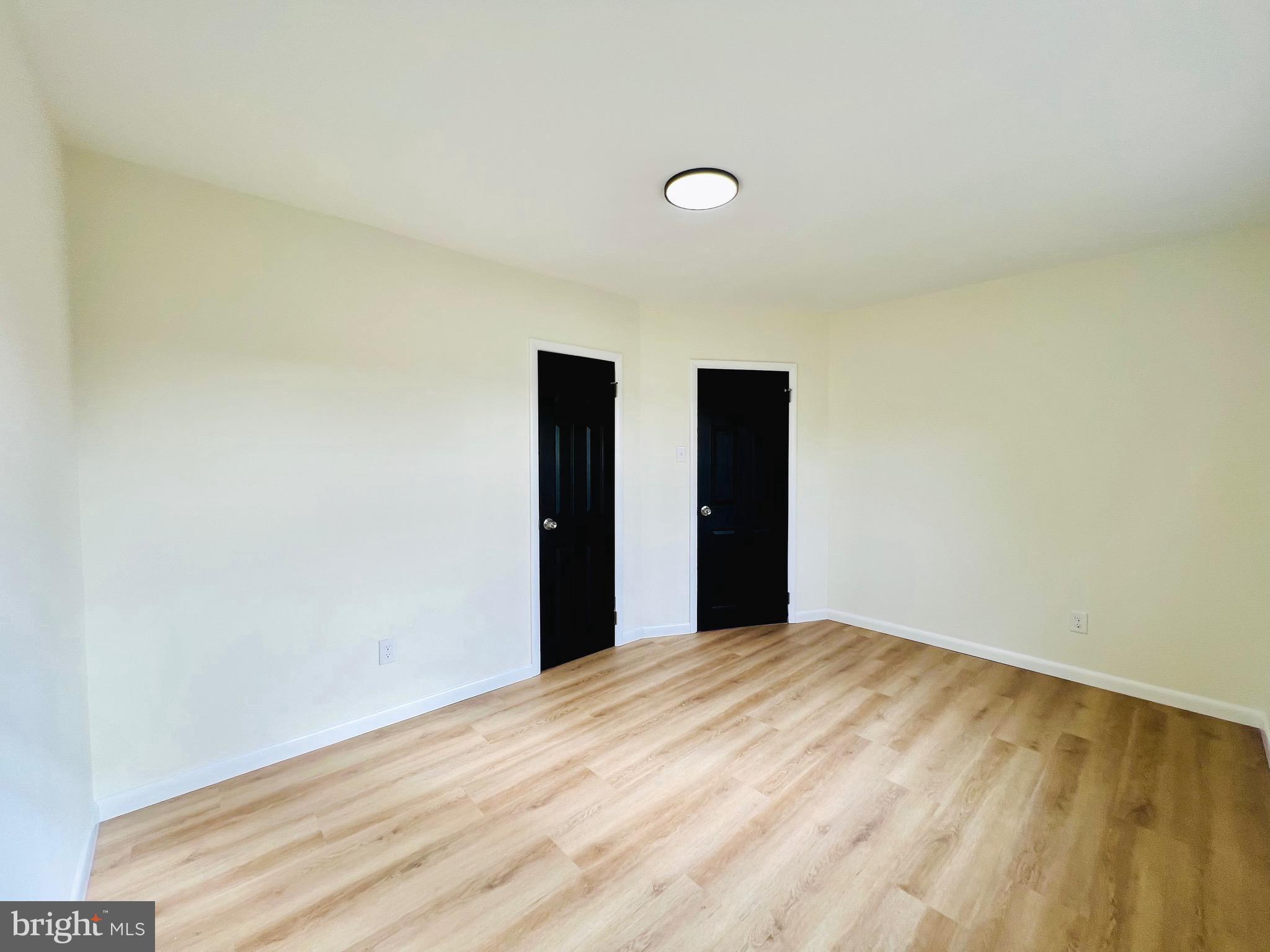 LAKE VALLEY - Residential