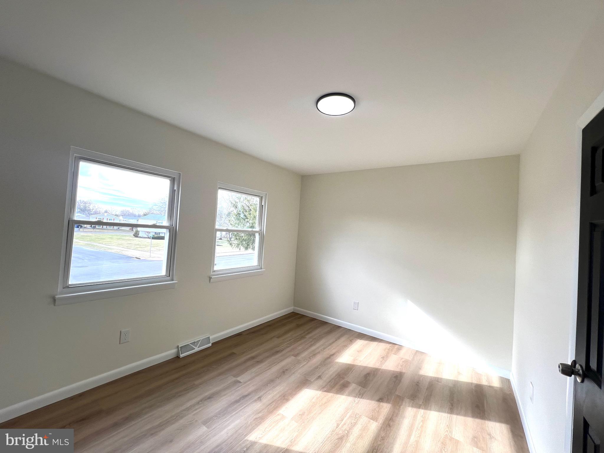 LAKE VALLEY - Residential