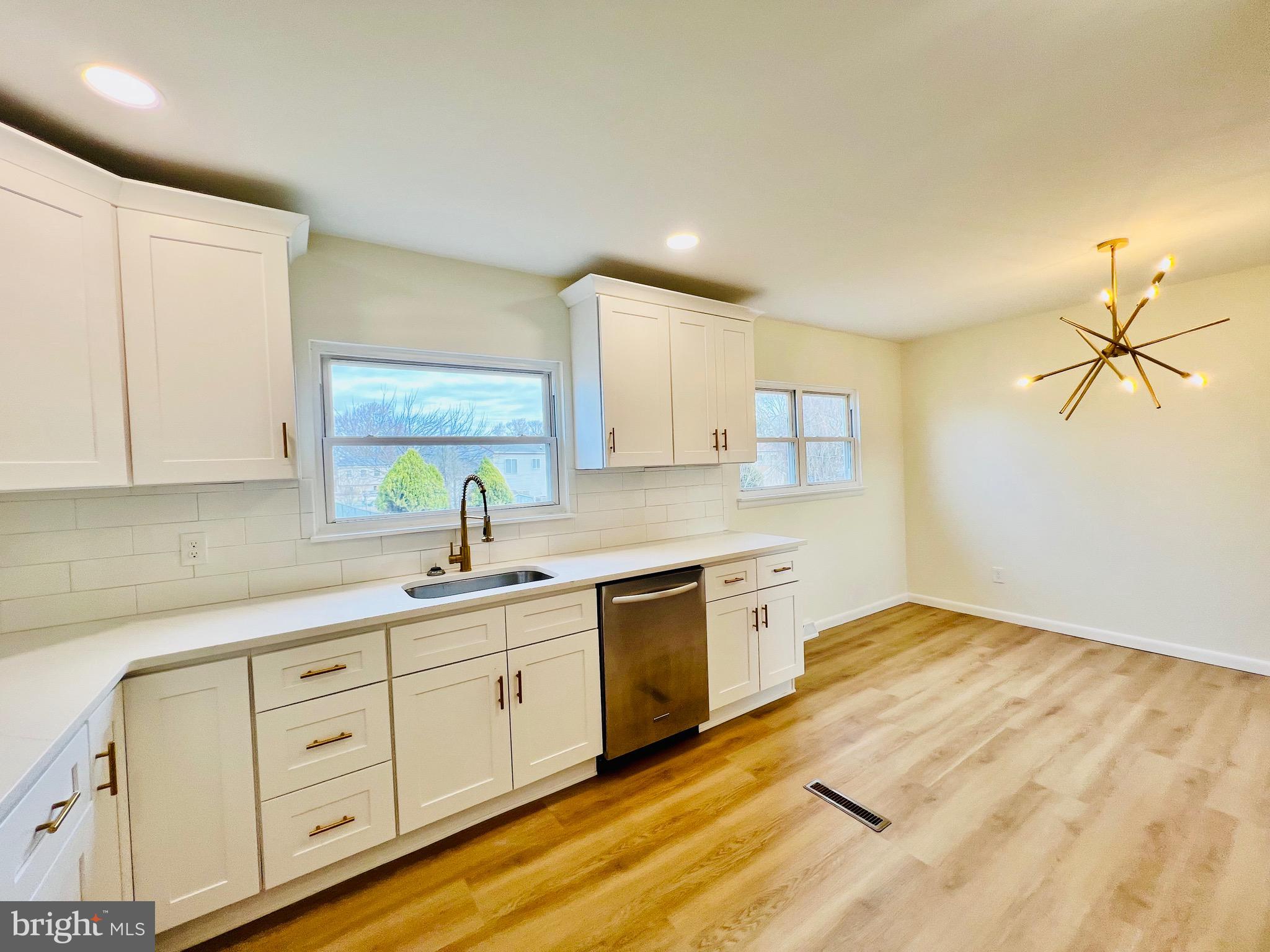 LAKE VALLEY - Residential