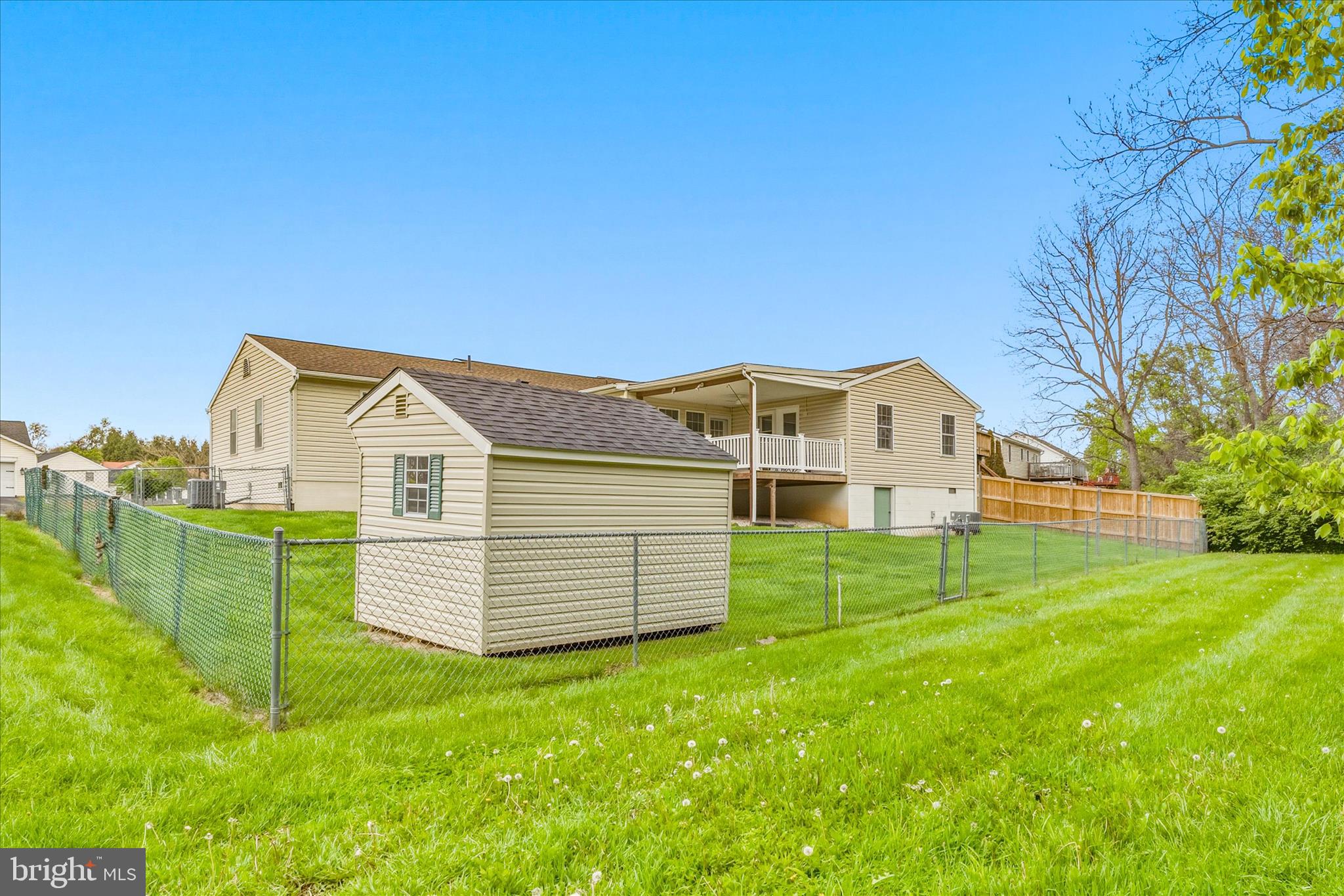 NORTHBROOK ESTATES - Residential