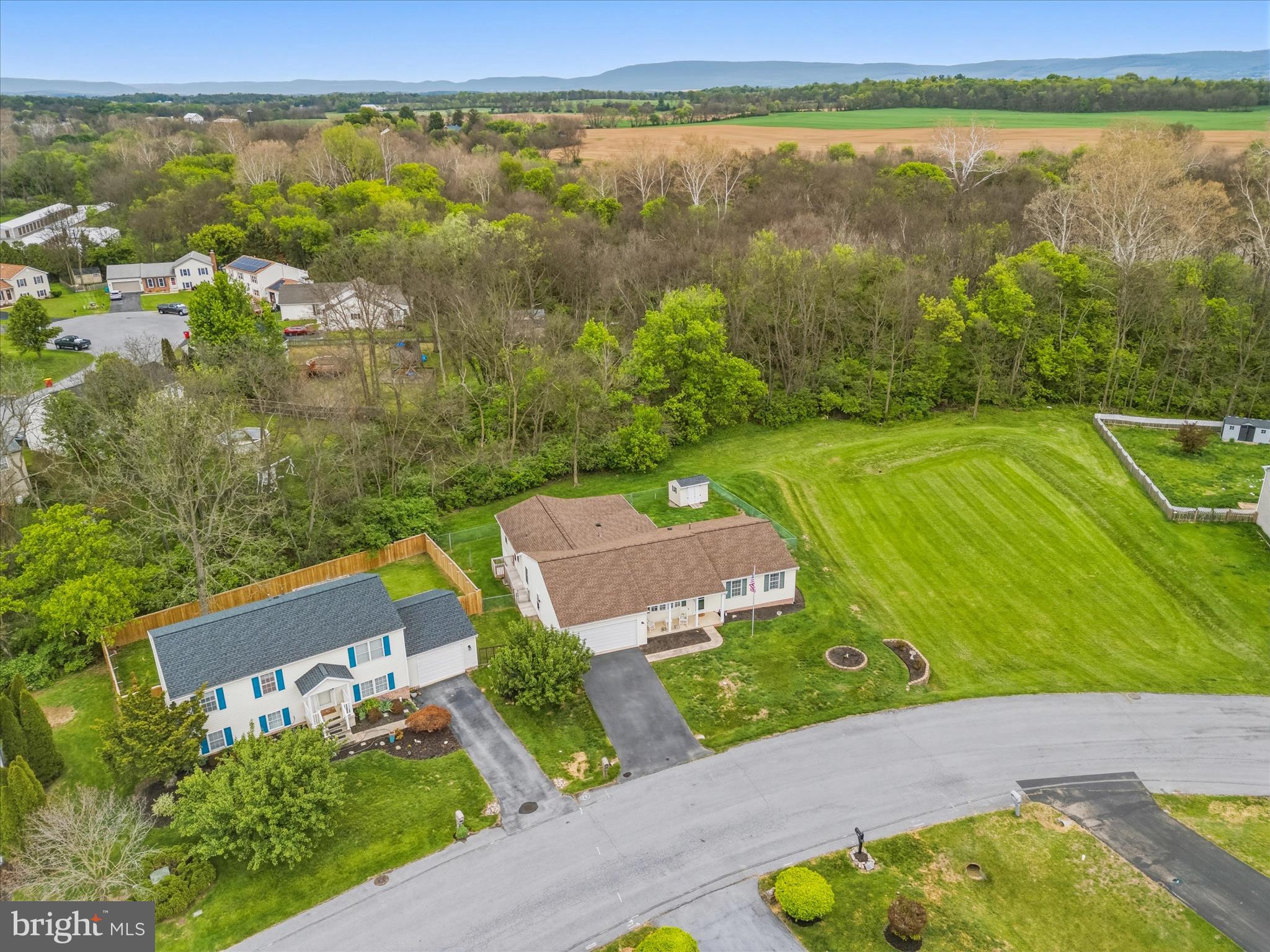NORTHBROOK ESTATES - Residential