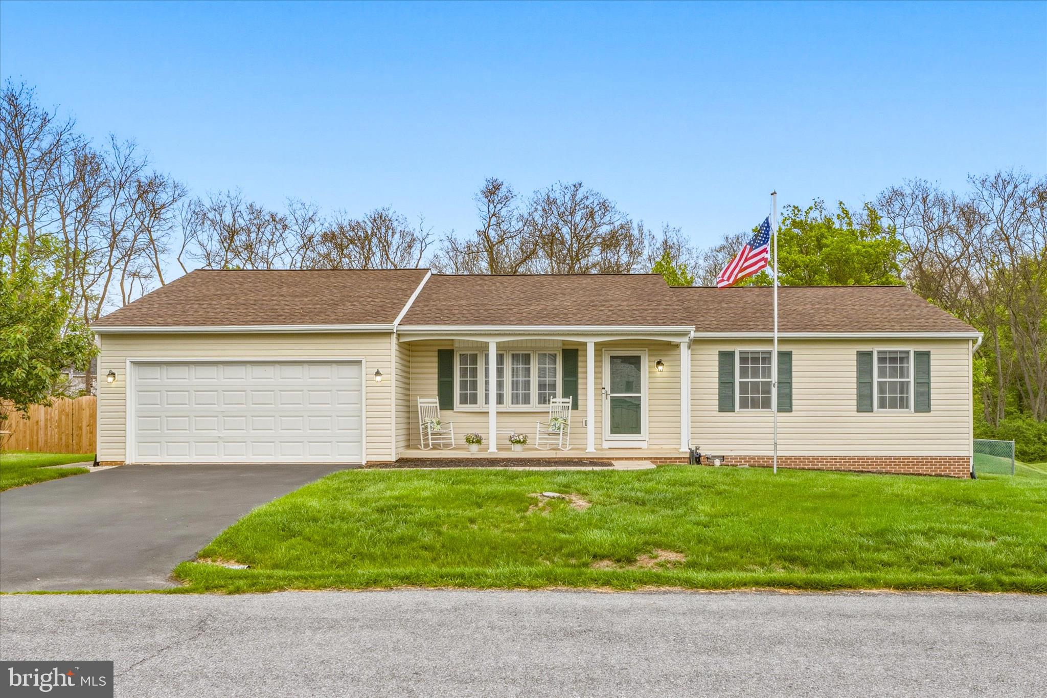 NORTHBROOK ESTATES - Residential