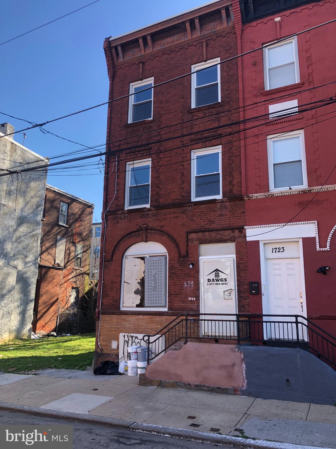 TEMPLE UNIVERSITY - Residential Lease