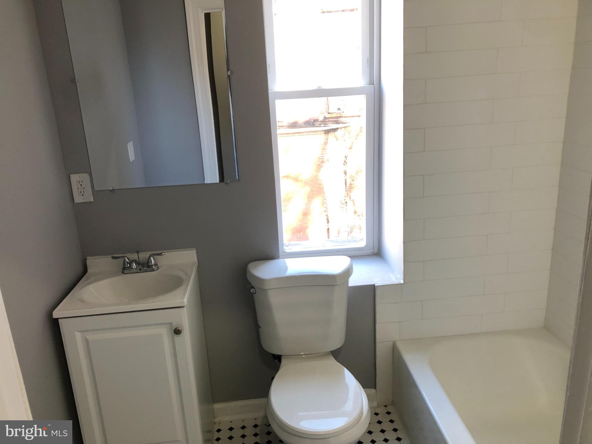 TEMPLE UNIVERSITY - Residential Lease