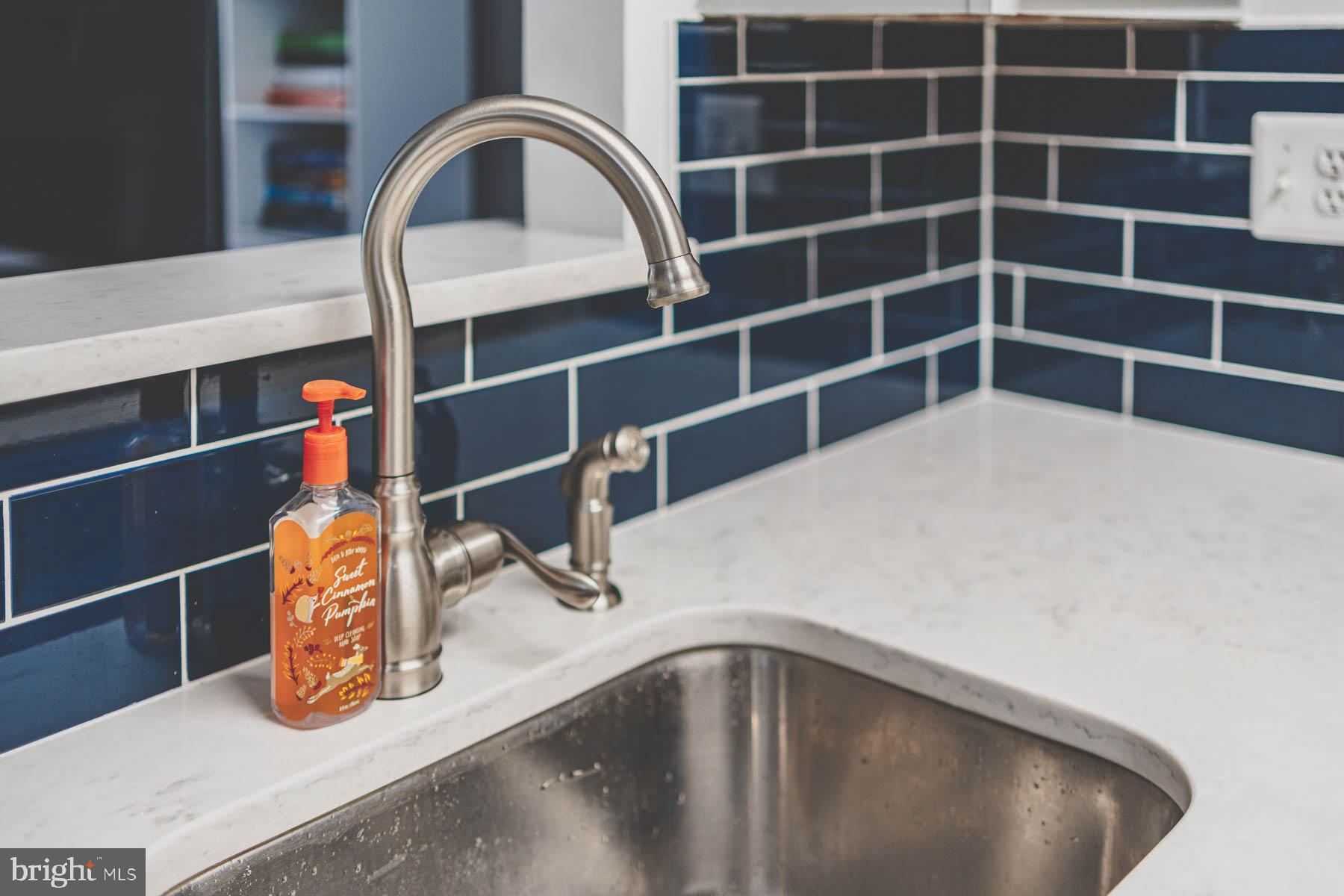 SURREY AT MANCHESTER LAKES - Residential