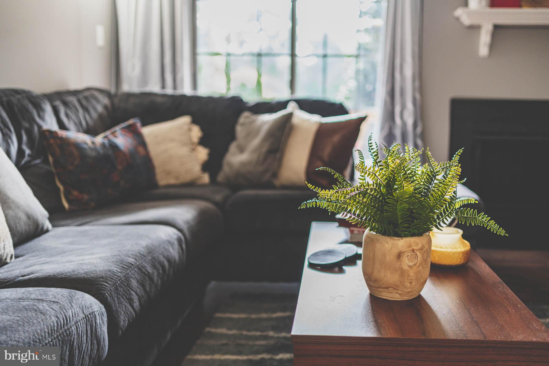 SURREY AT MANCHESTER LAKES - Residential