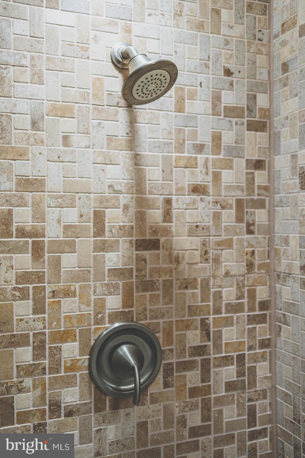 SURREY AT MANCHESTER LAKES - Residential