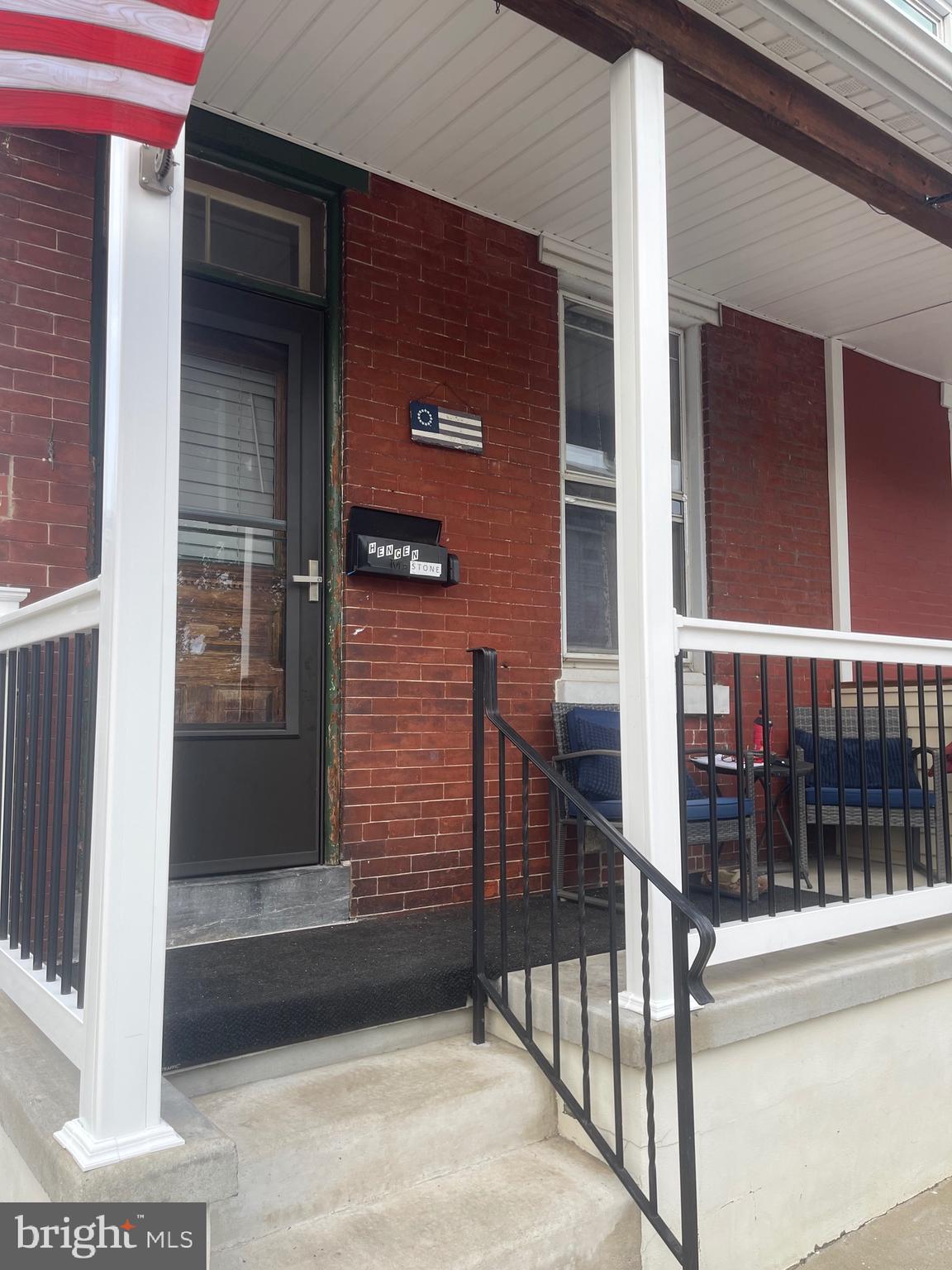 207 CUMBERLAND STREET