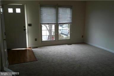 WELLINGTON/CLOVERHILL CONDOS - Residential