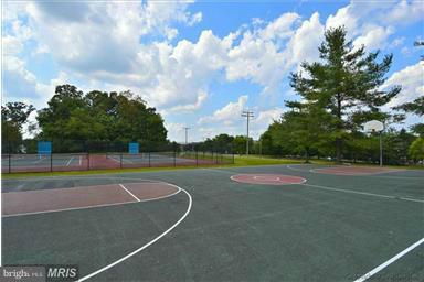 WELLINGTON/CLOVERHILL CONDOS - Residential