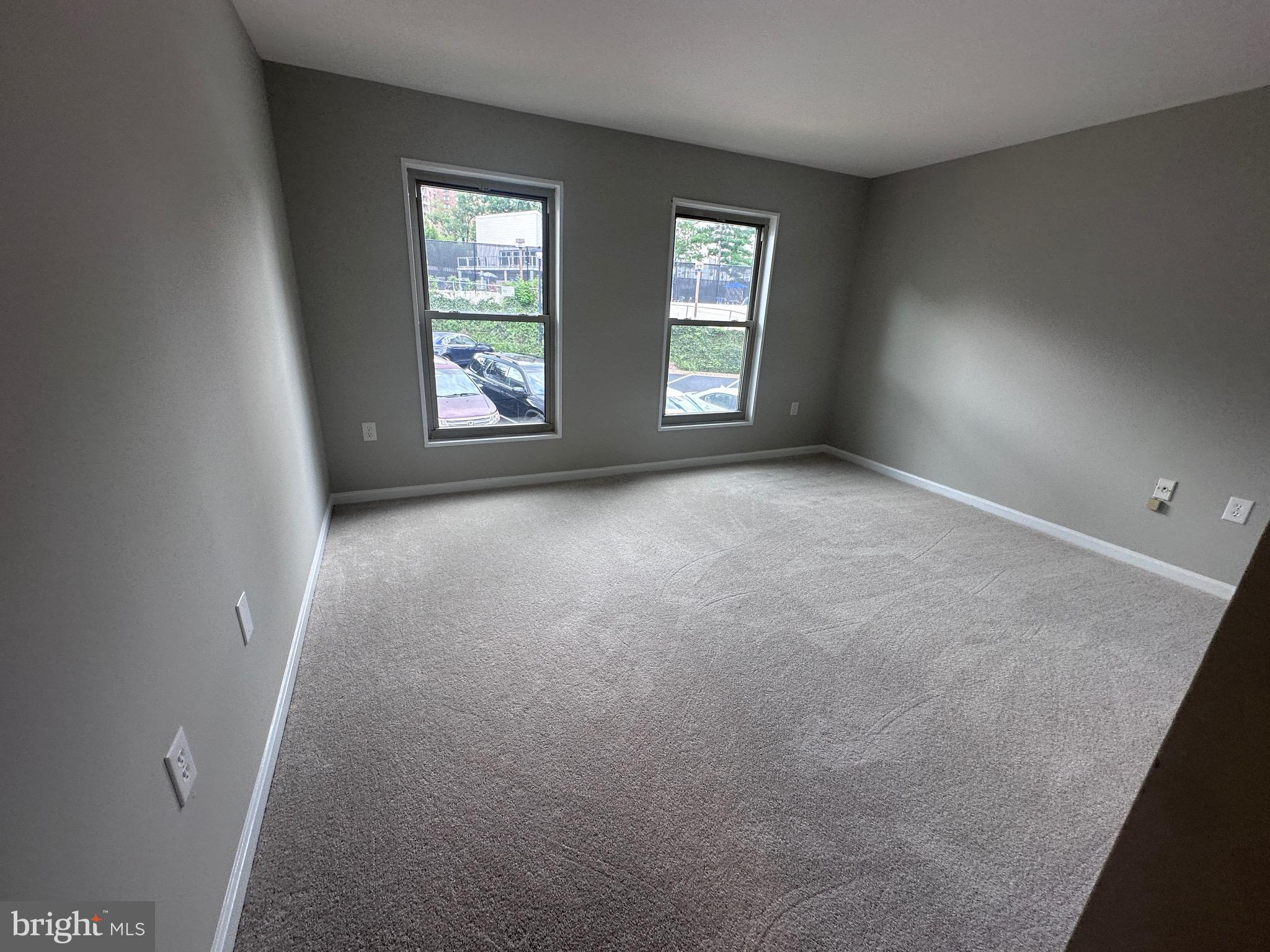 CANTERBURY SQUARE - Residential