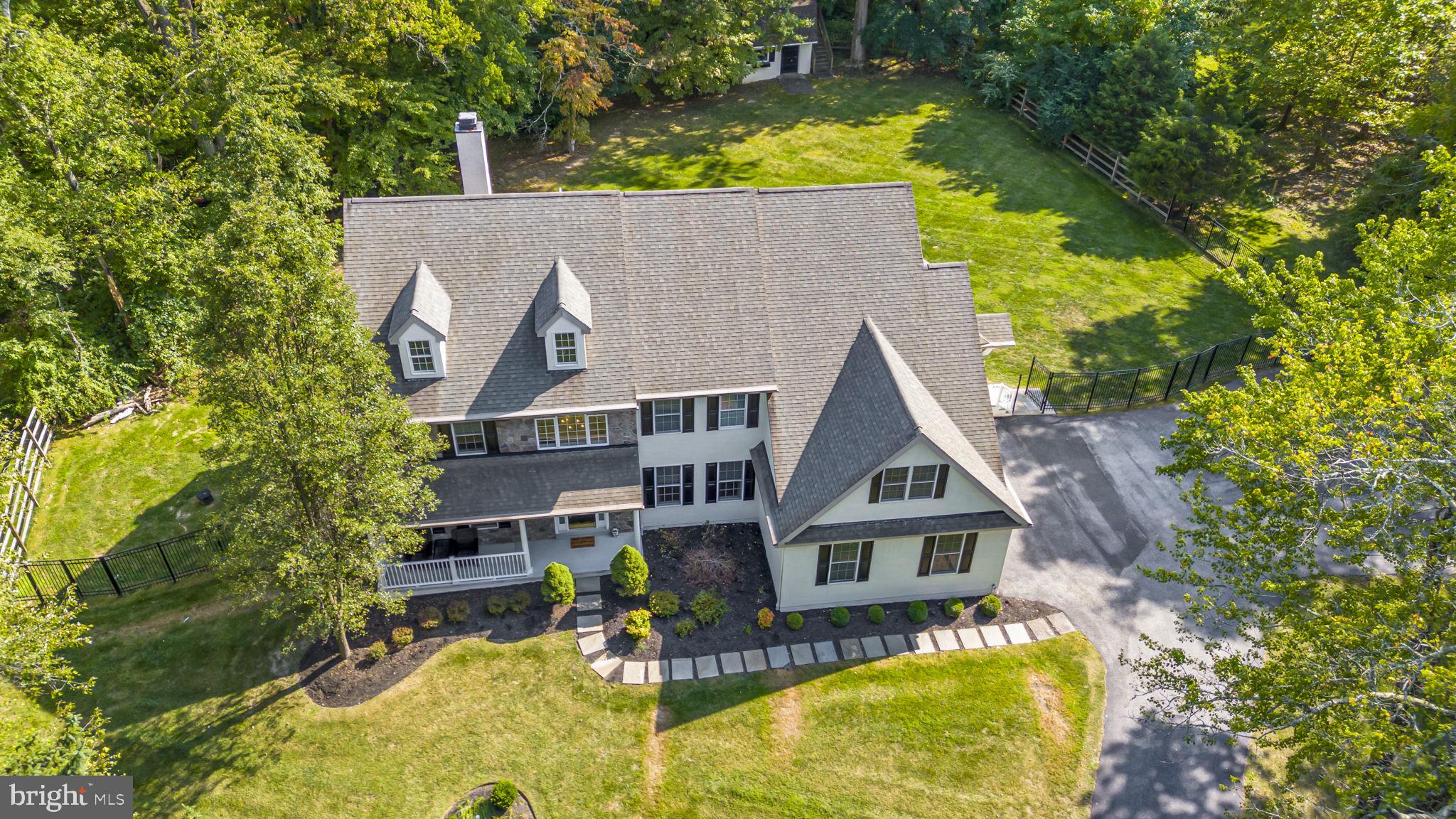 WILLISTOWN ACRES - Residential