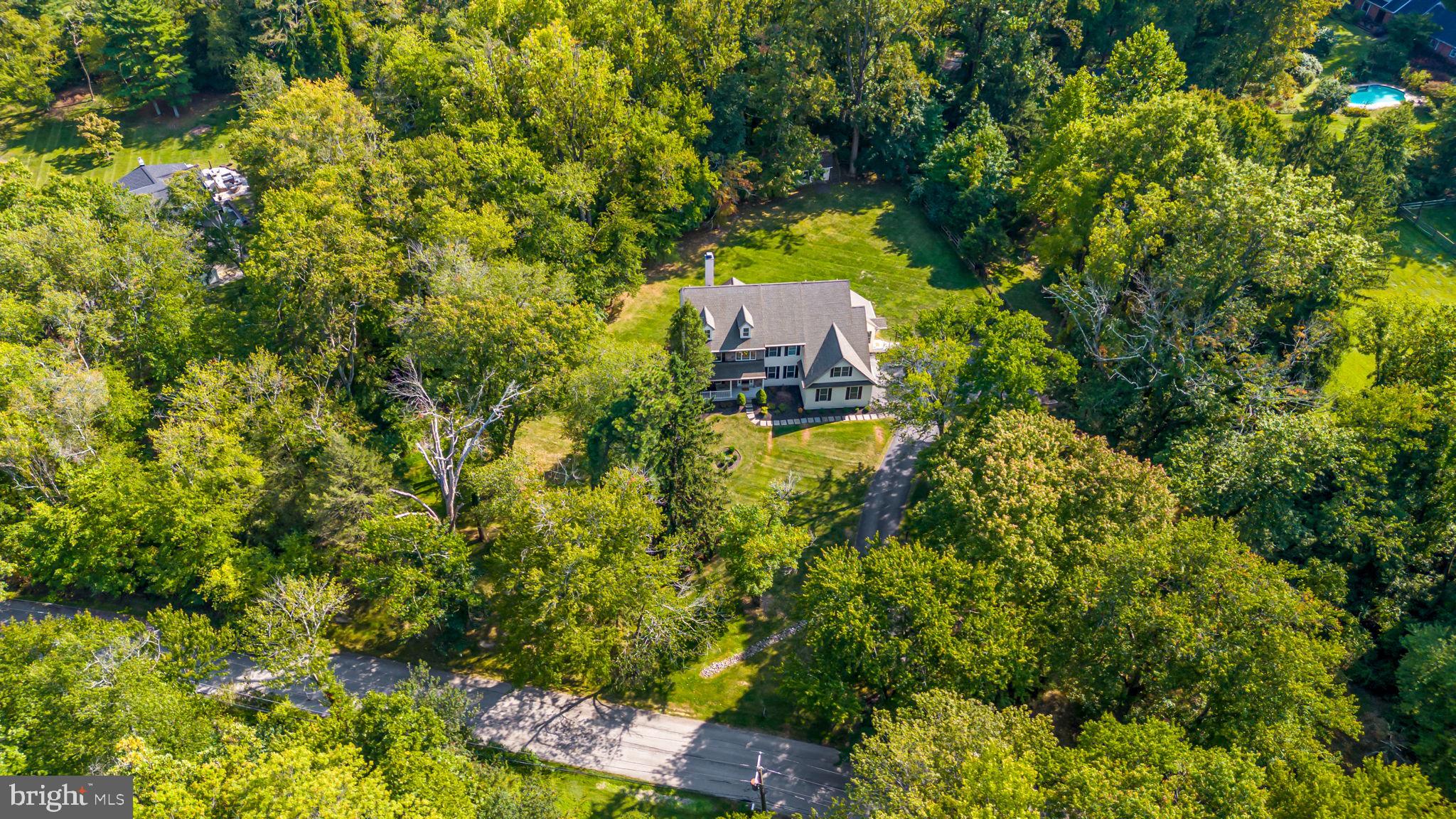 WILLISTOWN ACRES - Residential