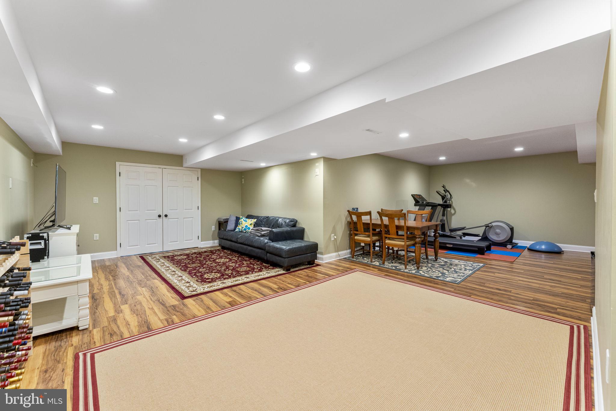 WILLISTOWN ACRES - Residential