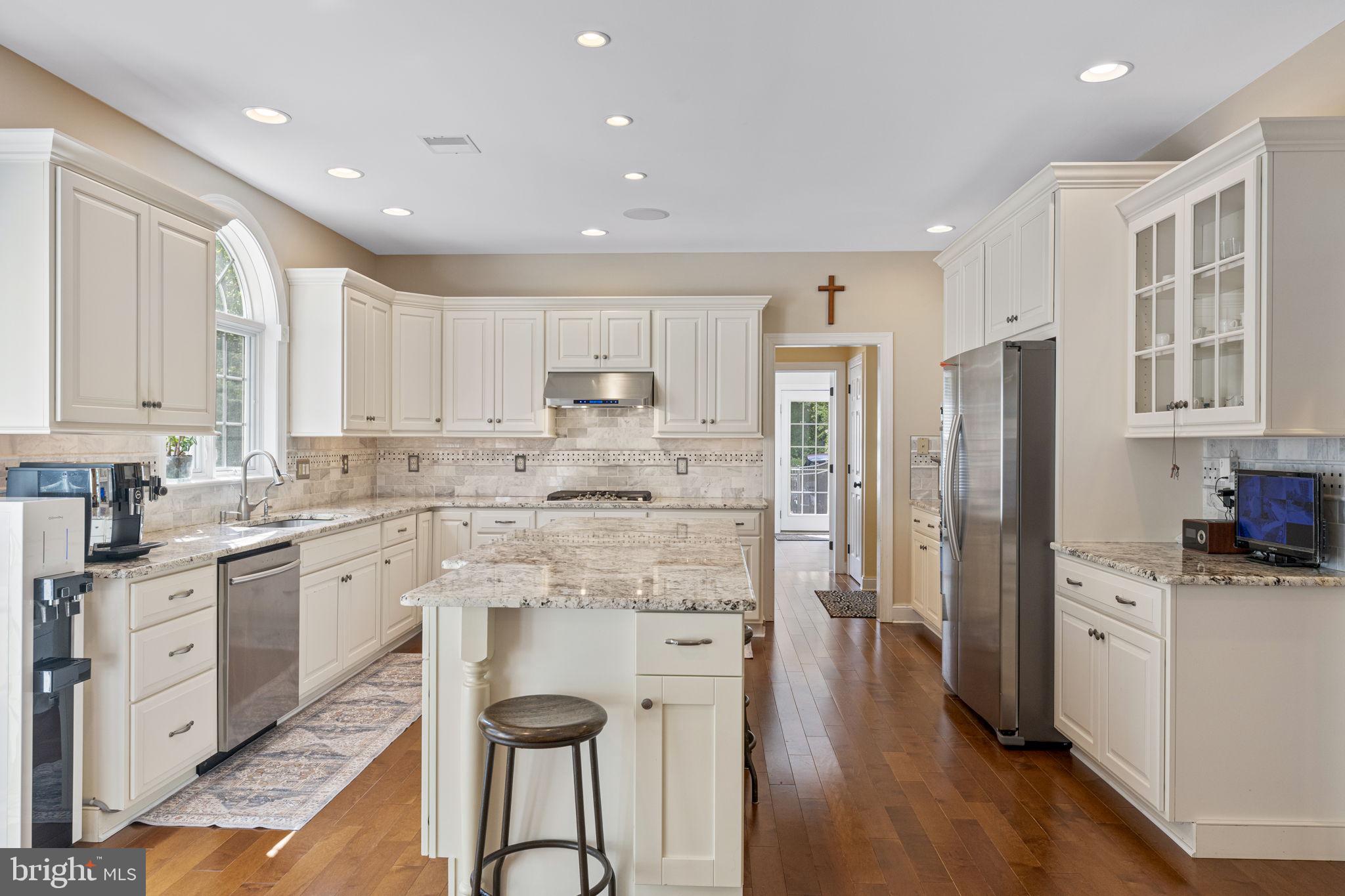 WILLISTOWN ACRES - Residential