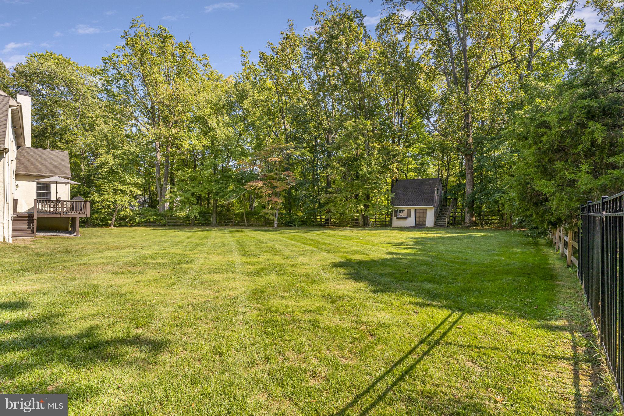 WILLISTOWN ACRES - Residential
