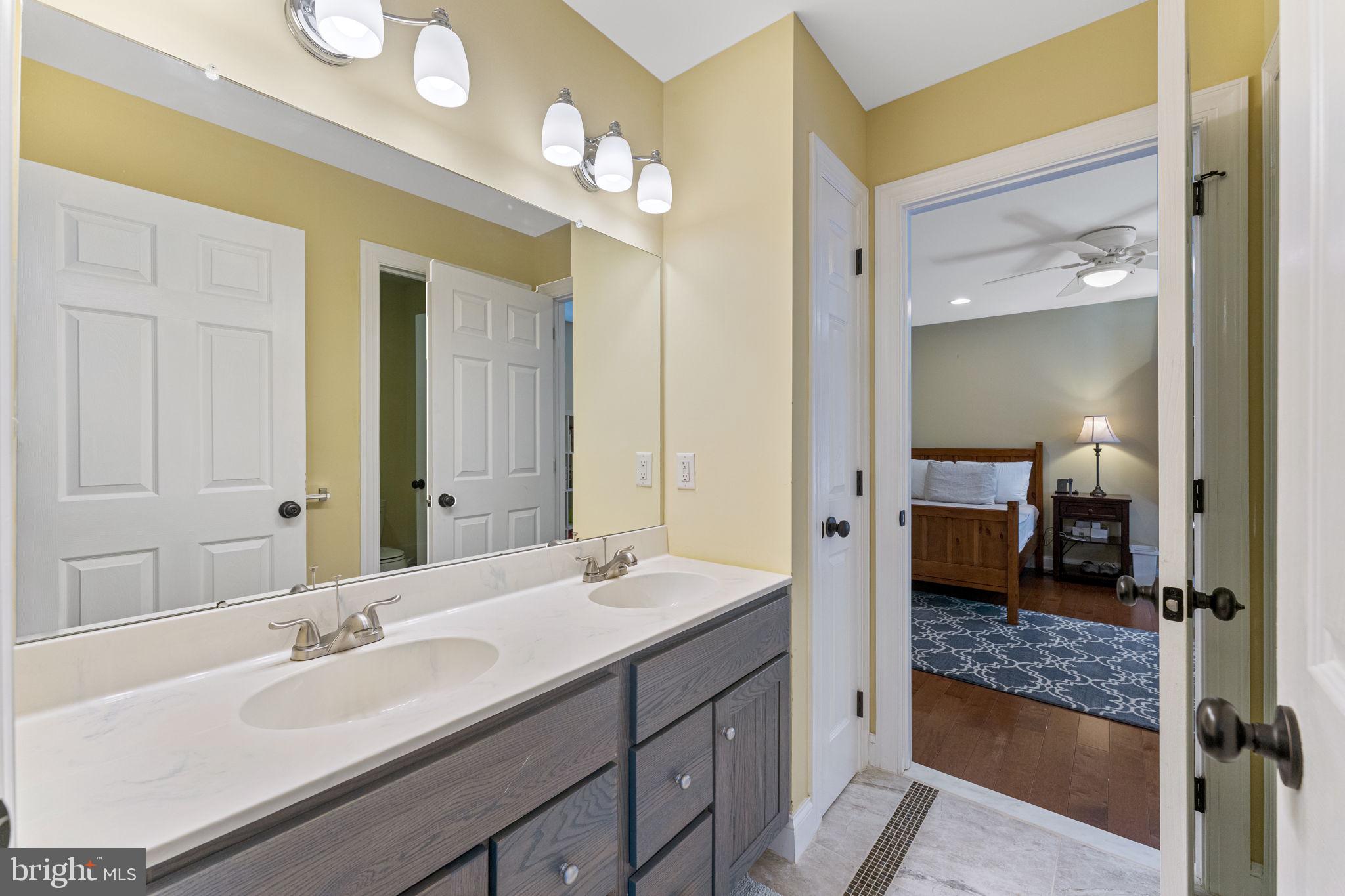 WILLISTOWN ACRES - Residential