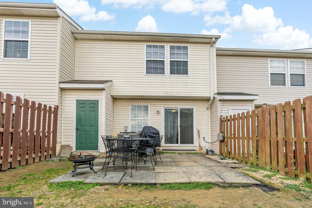 PRENTISS POINT - Residential Lease