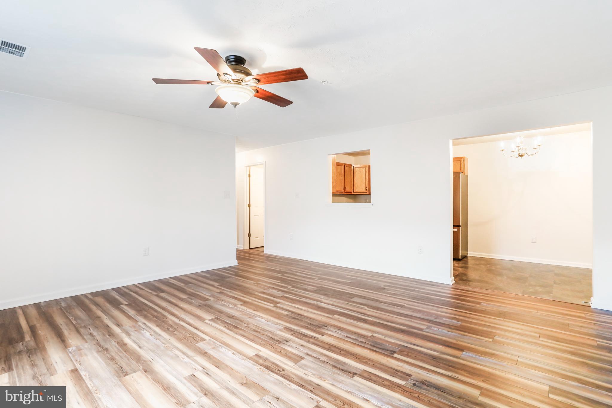 SIGNAL KNOB STATION - Residential Lease