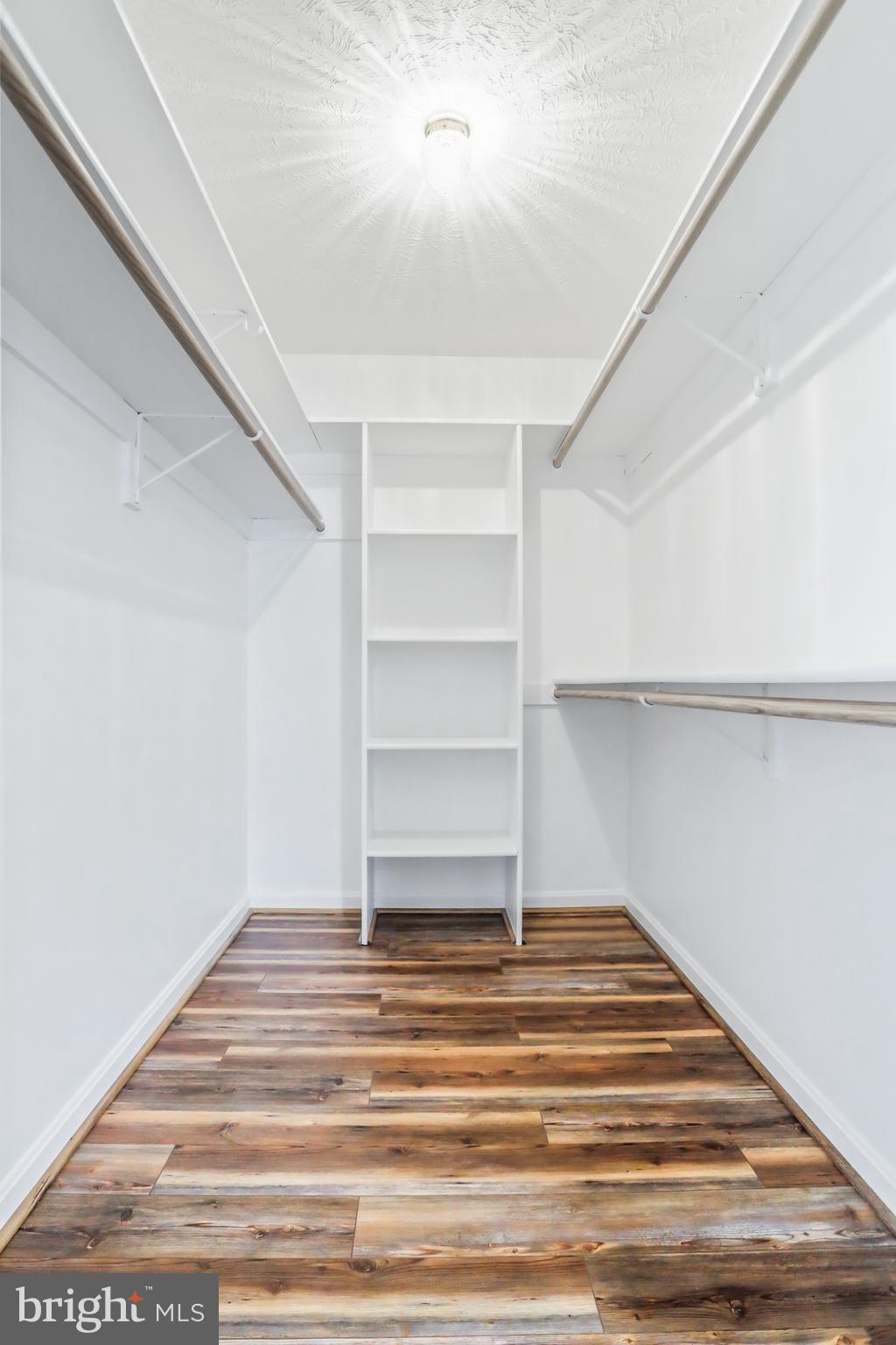 SIGNAL KNOB STATION - Residential Lease