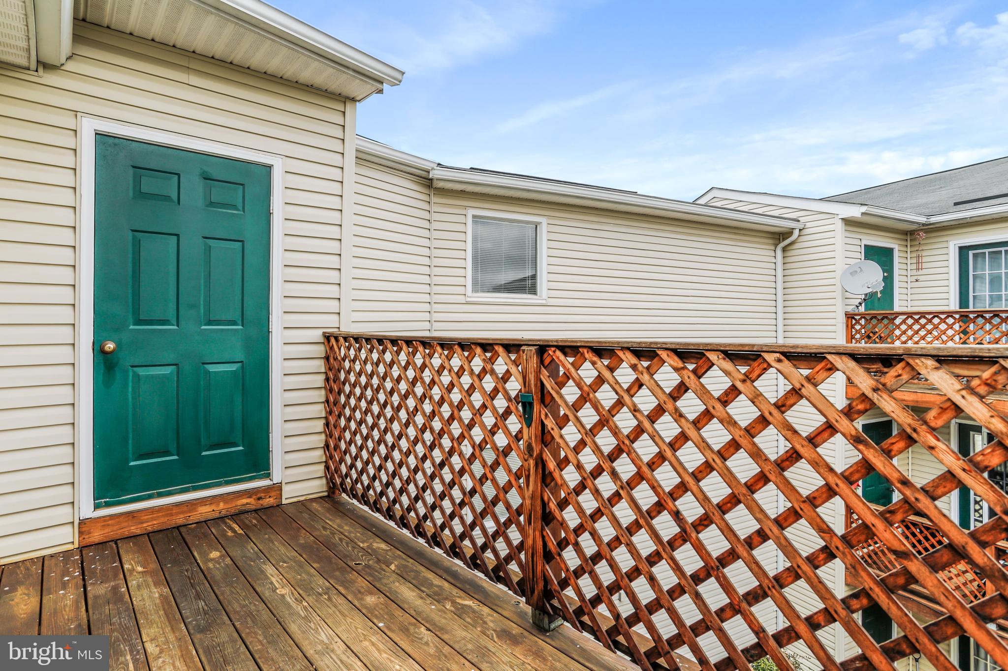 SIGNAL KNOB STATION - Residential Lease