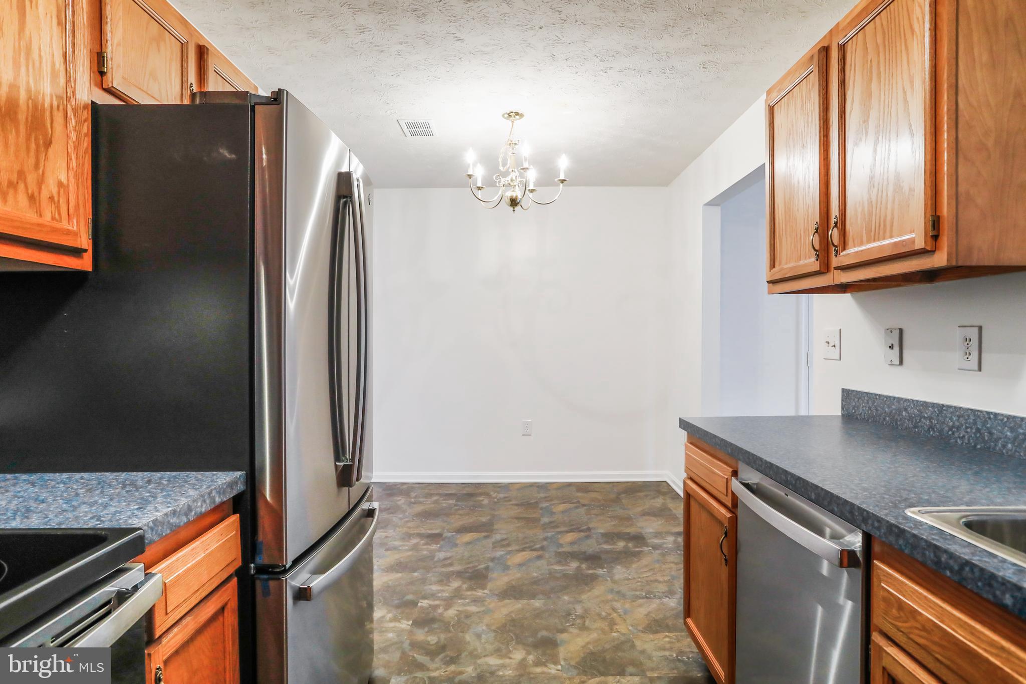 SIGNAL KNOB STATION - Residential Lease