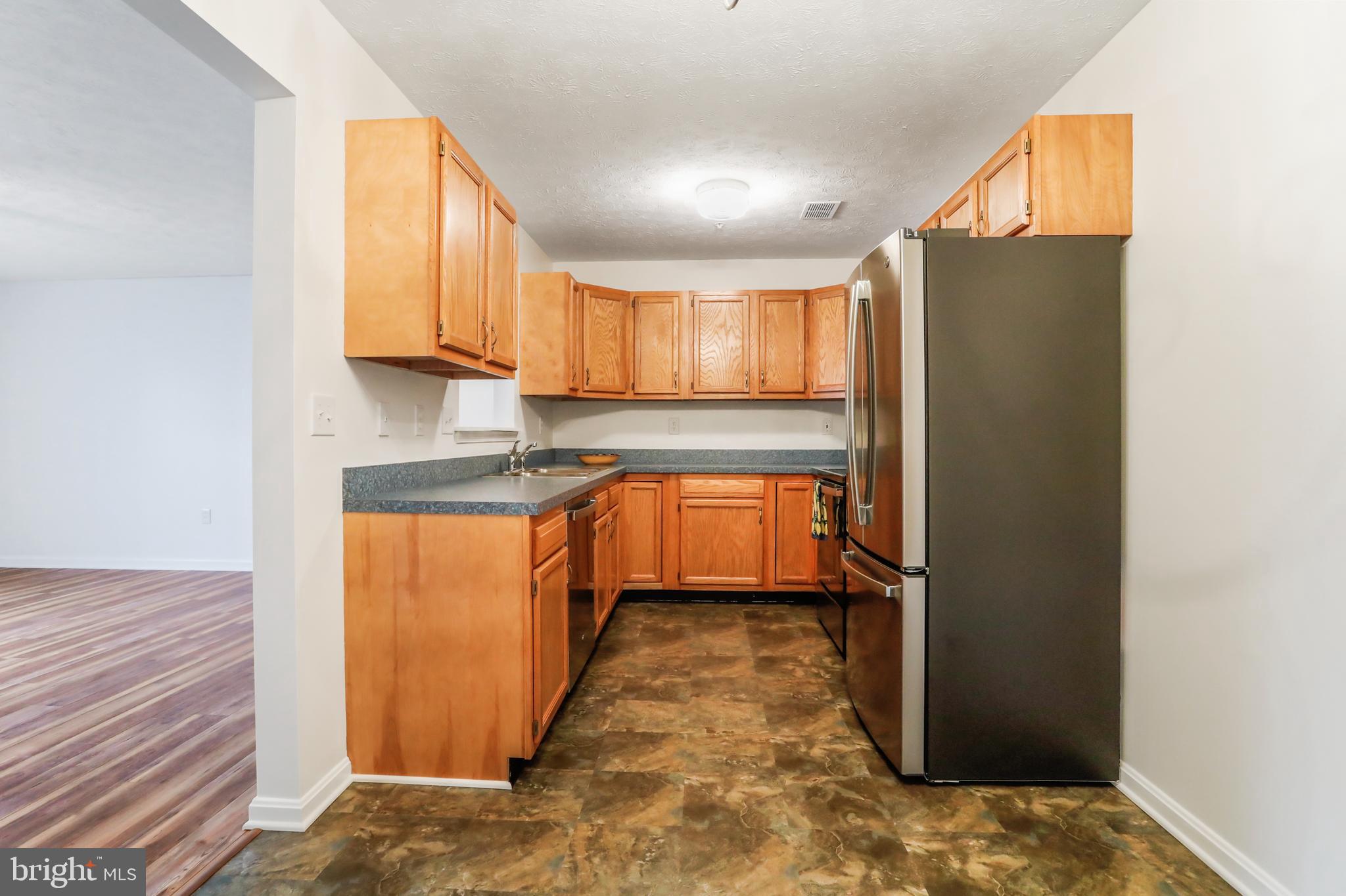 SIGNAL KNOB STATION - Residential Lease