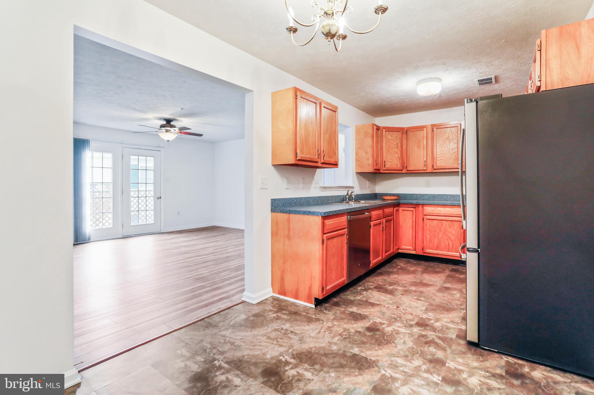 SIGNAL KNOB STATION - Residential Lease