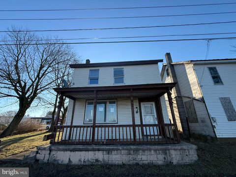 Homes For Sale - 1819 Armstrong Valley Road<br/> HALIFAX, PA 17032