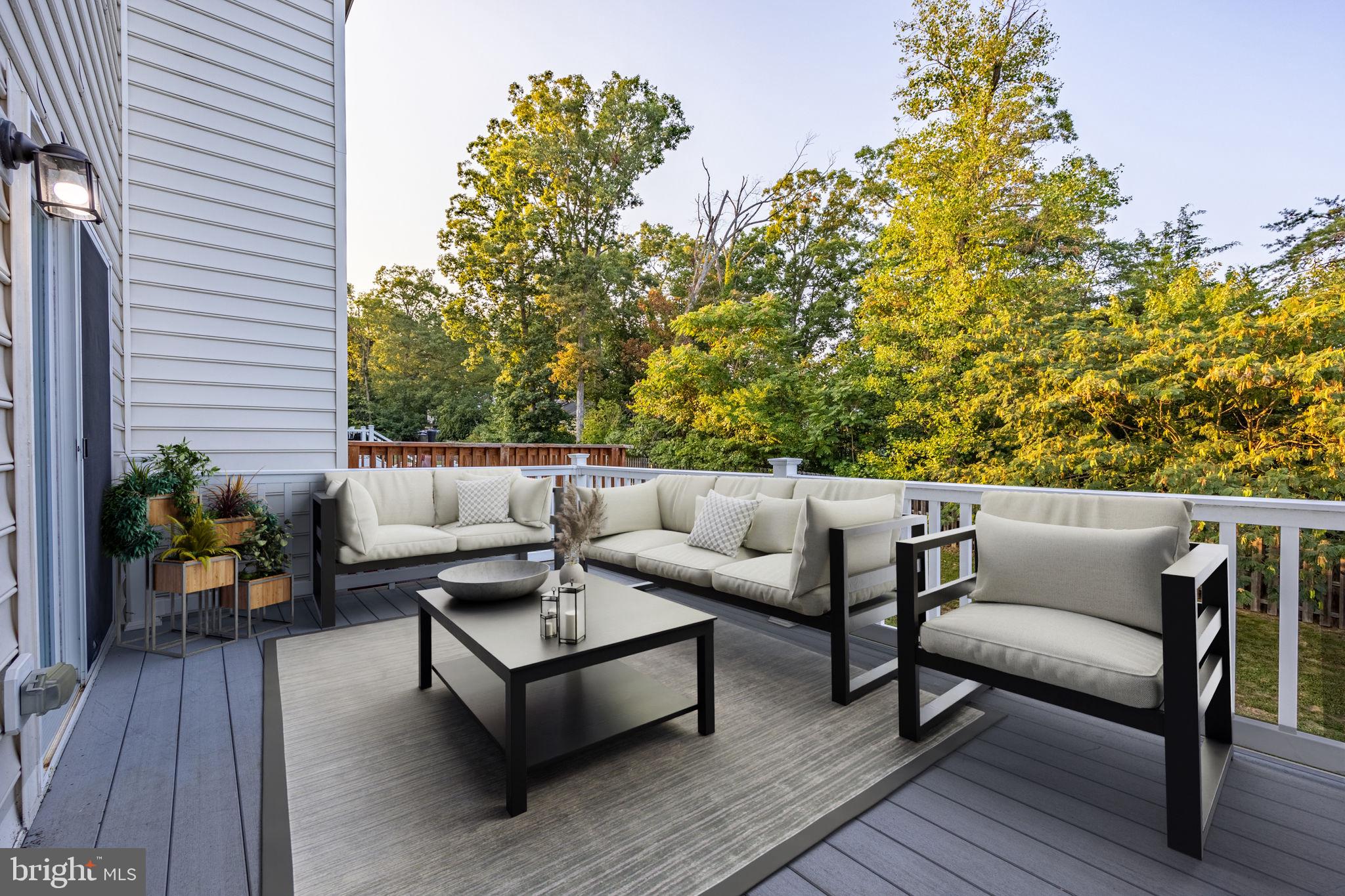 LAFAYETTE CROSSING - Residential Lease