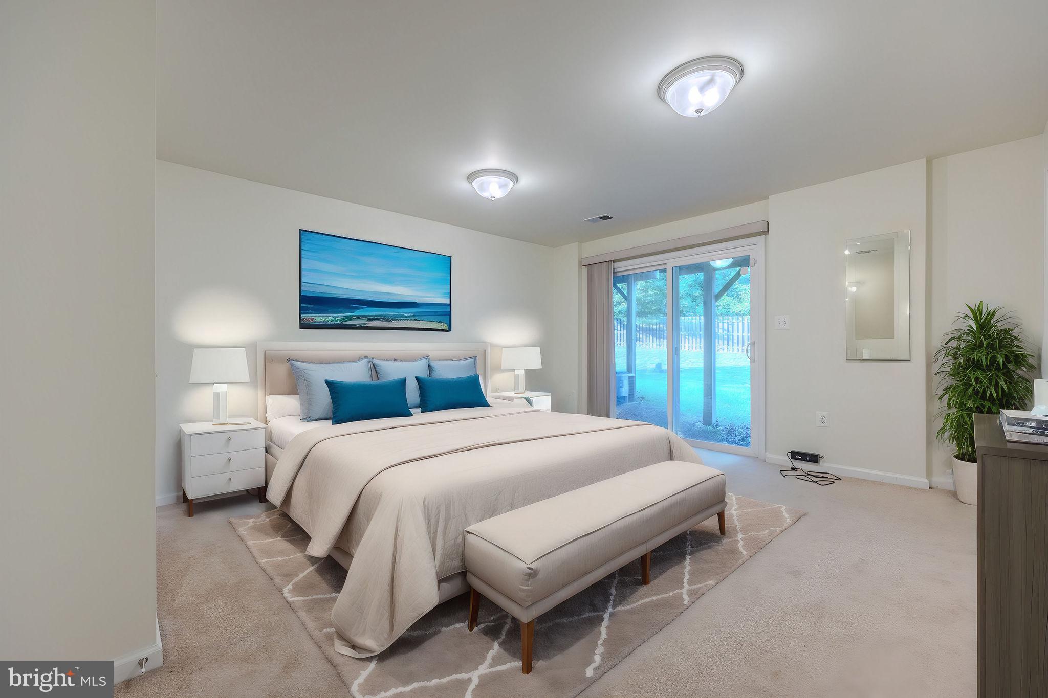 LAFAYETTE CROSSING - Residential Lease