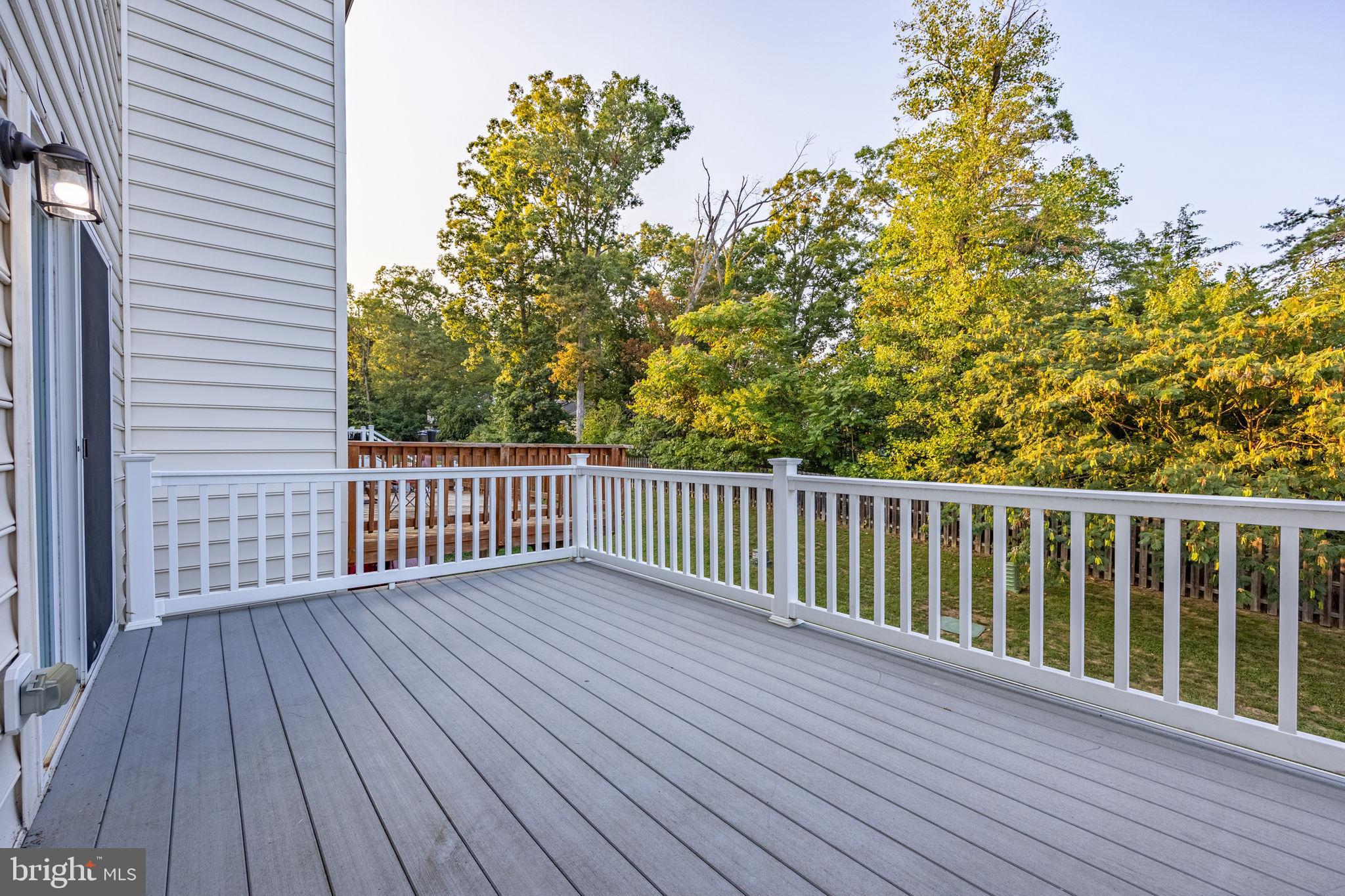 LAFAYETTE CROSSING - Residential Lease