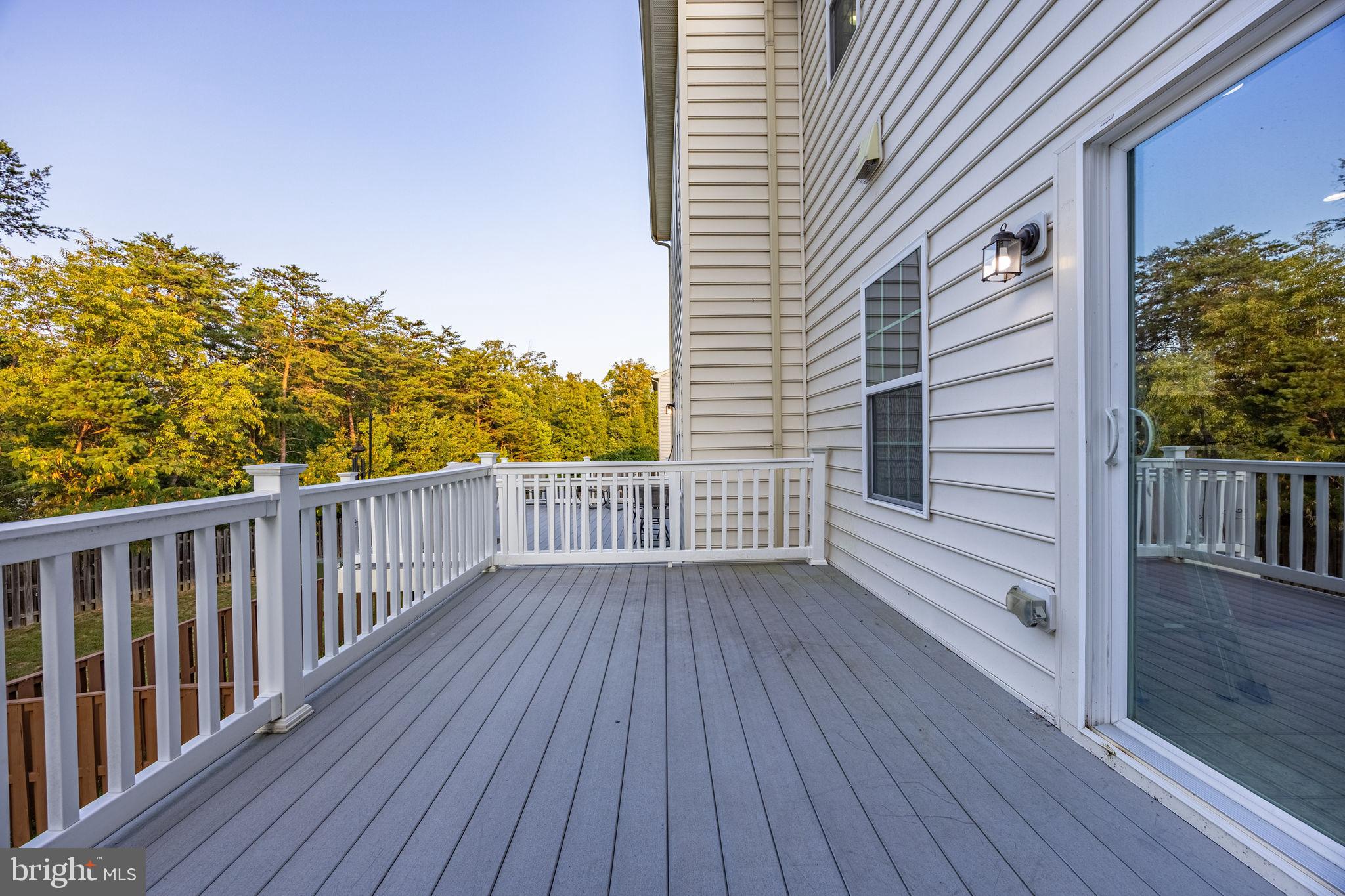 LAFAYETTE CROSSING - Residential Lease