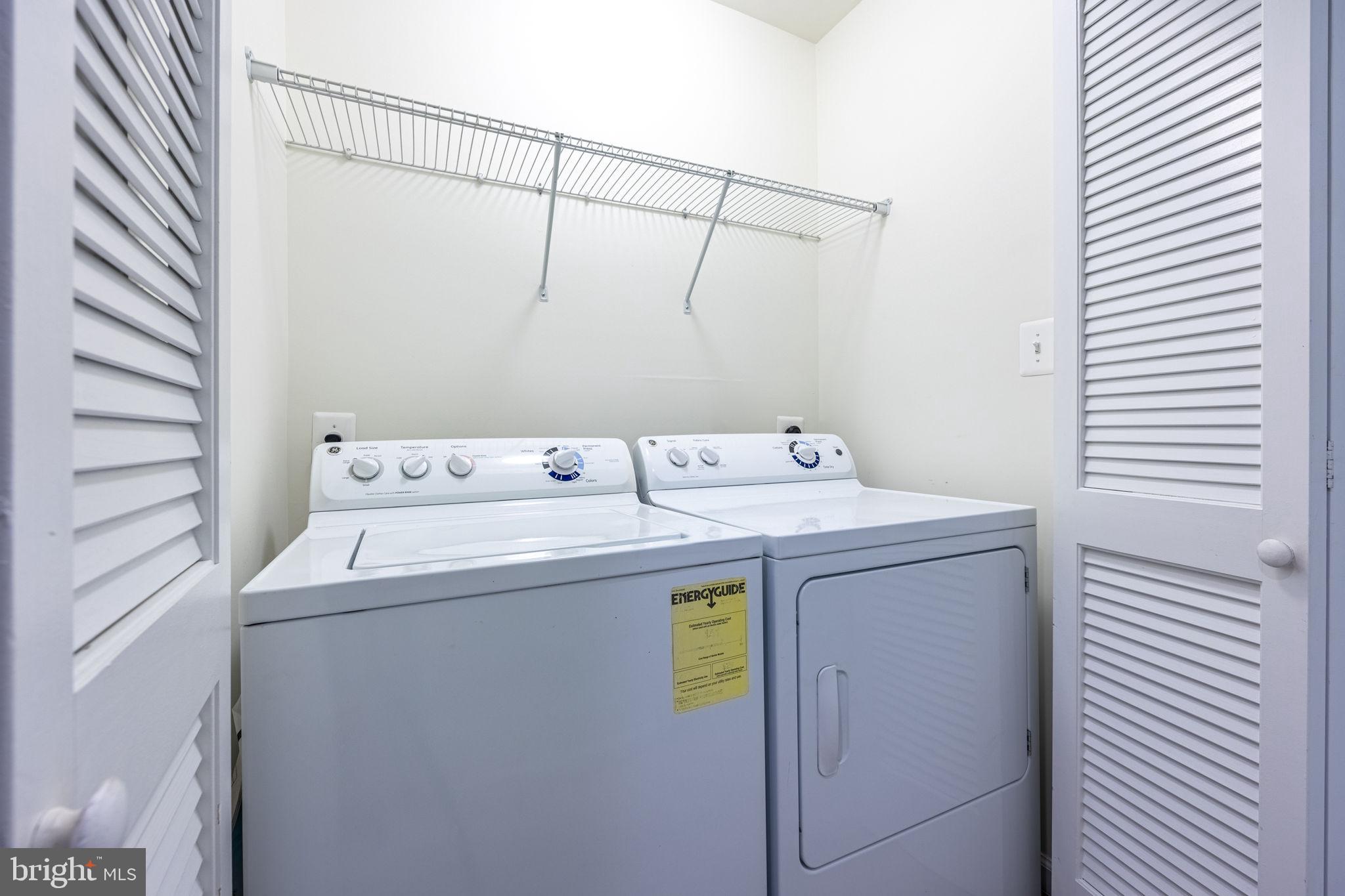 LAFAYETTE CROSSING - Residential Lease