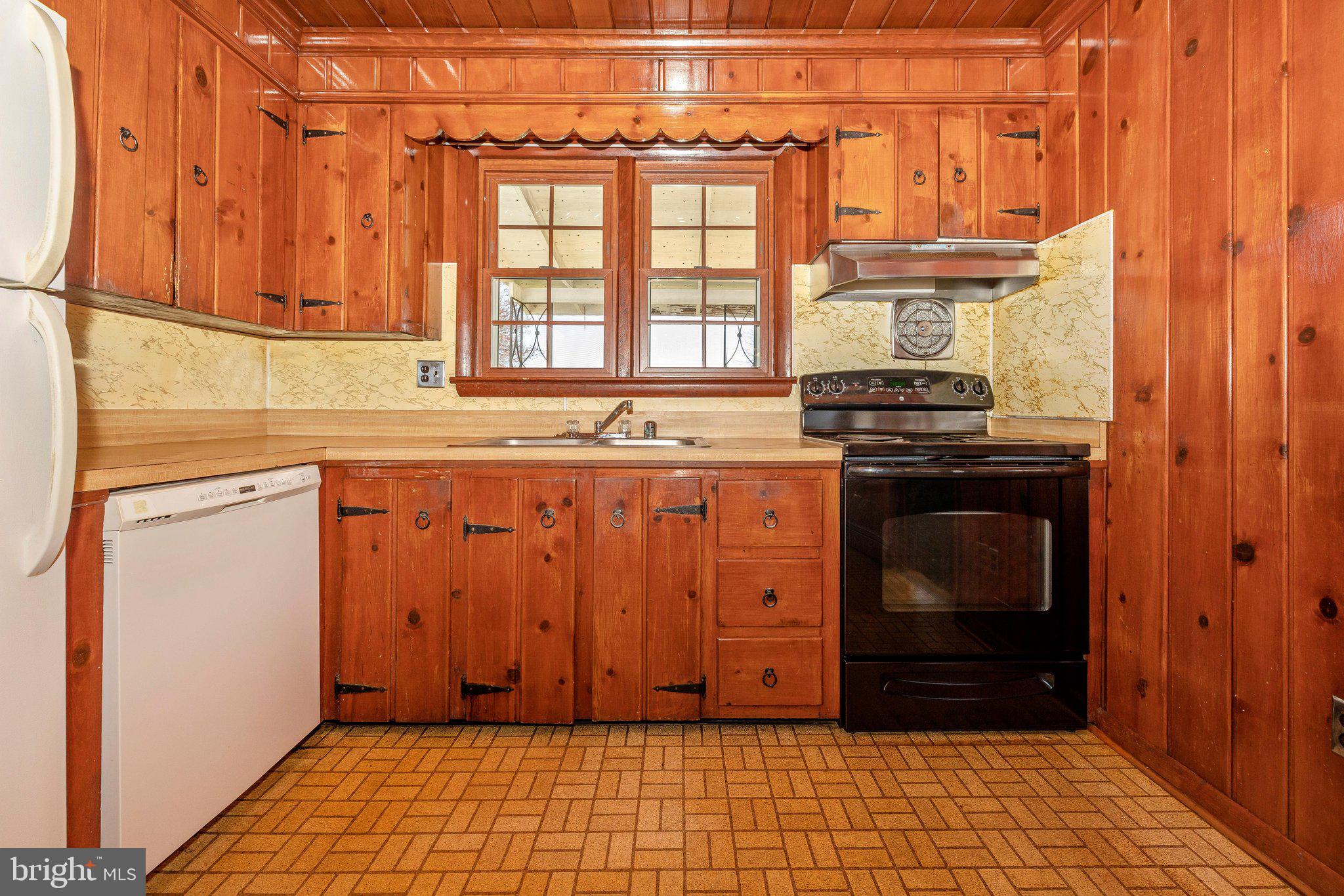 GREENRIDGE ACRES - Residential