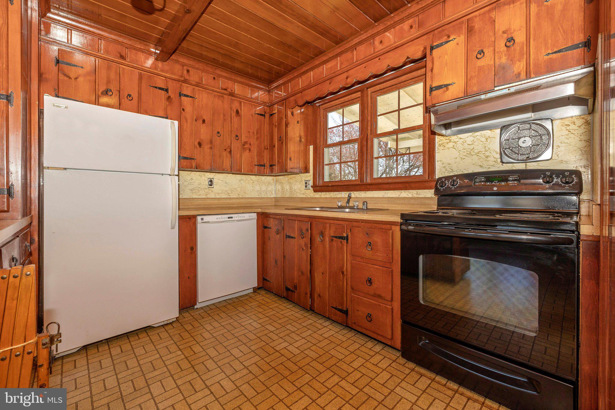 GREENRIDGE ACRES - Residential