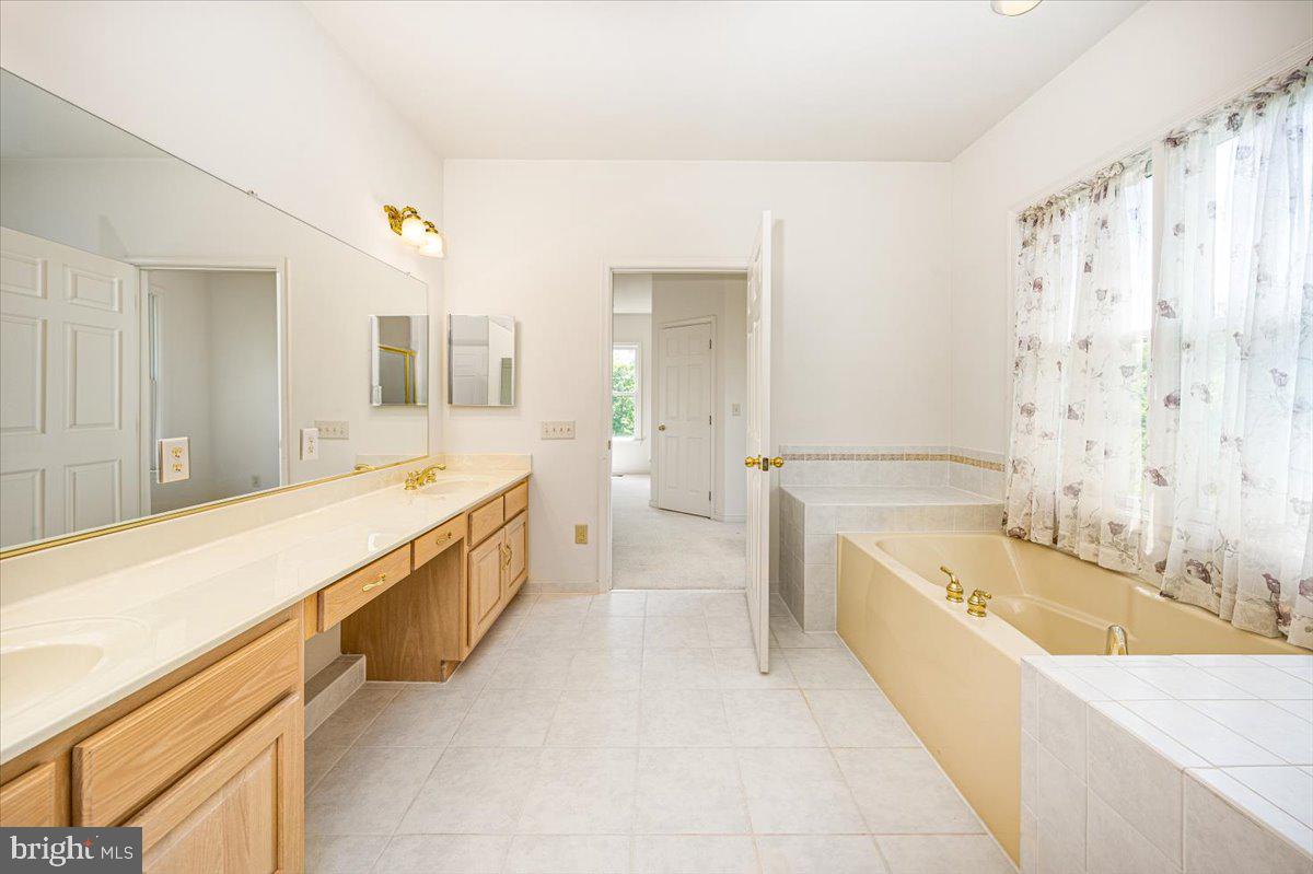 ROLLING GREEN - Residential