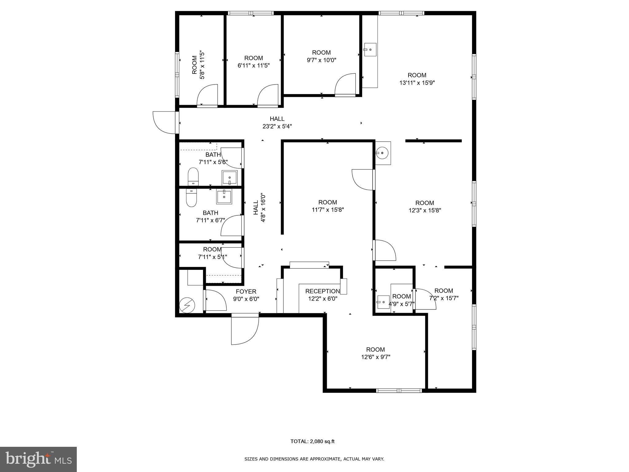 Main image without alt text