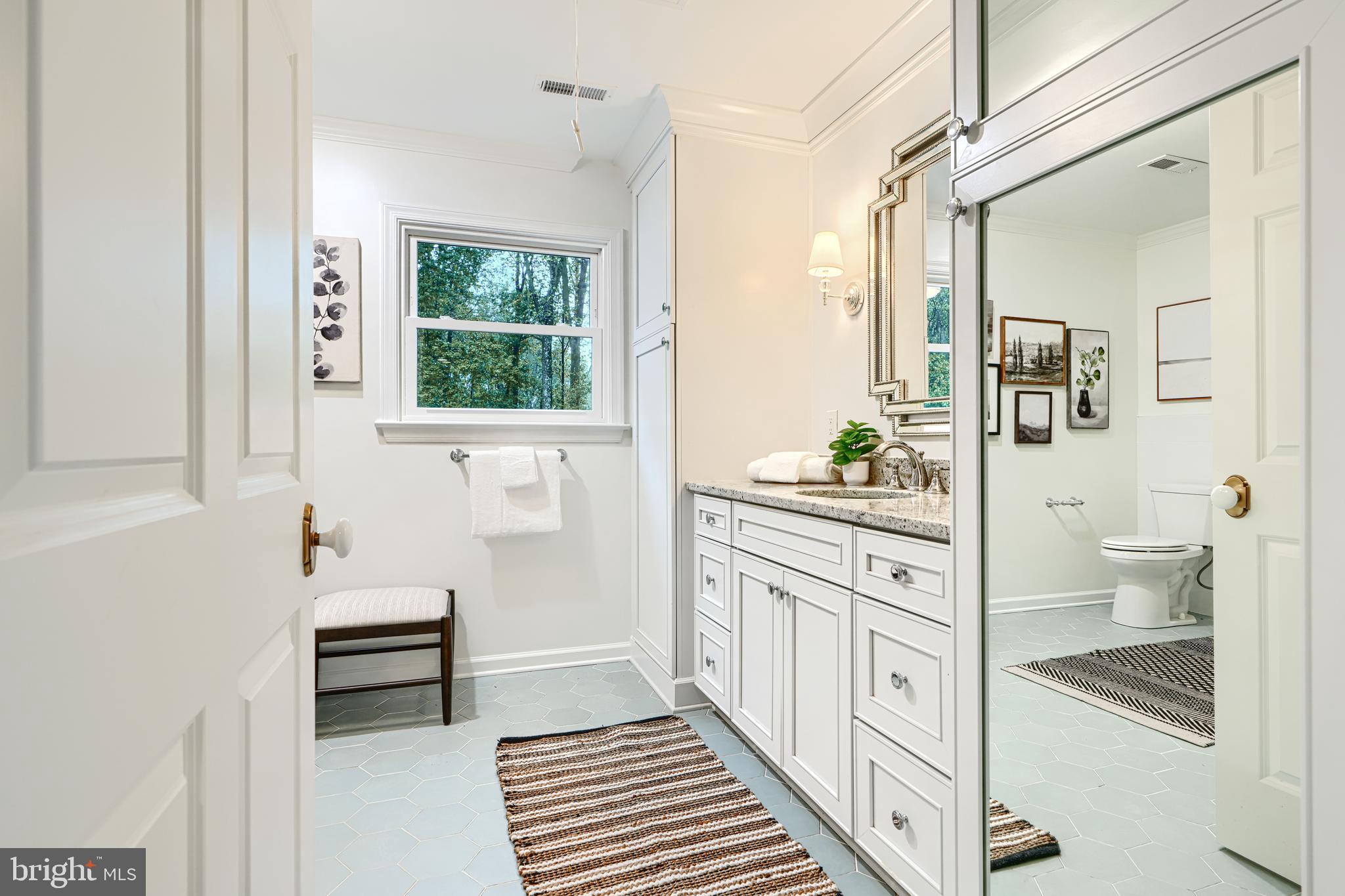 IVY HILL - Residential