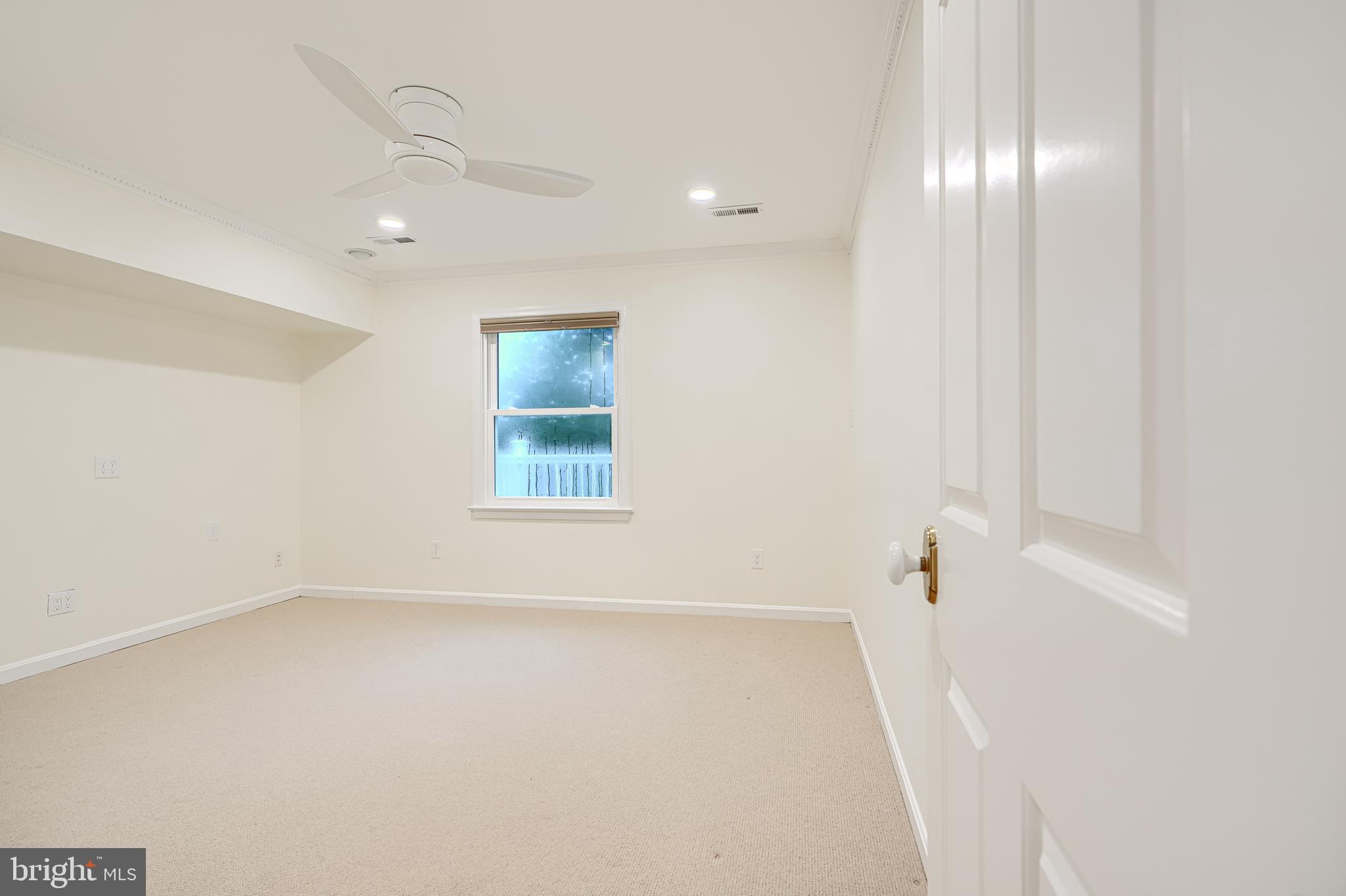 IVY HILL - Residential