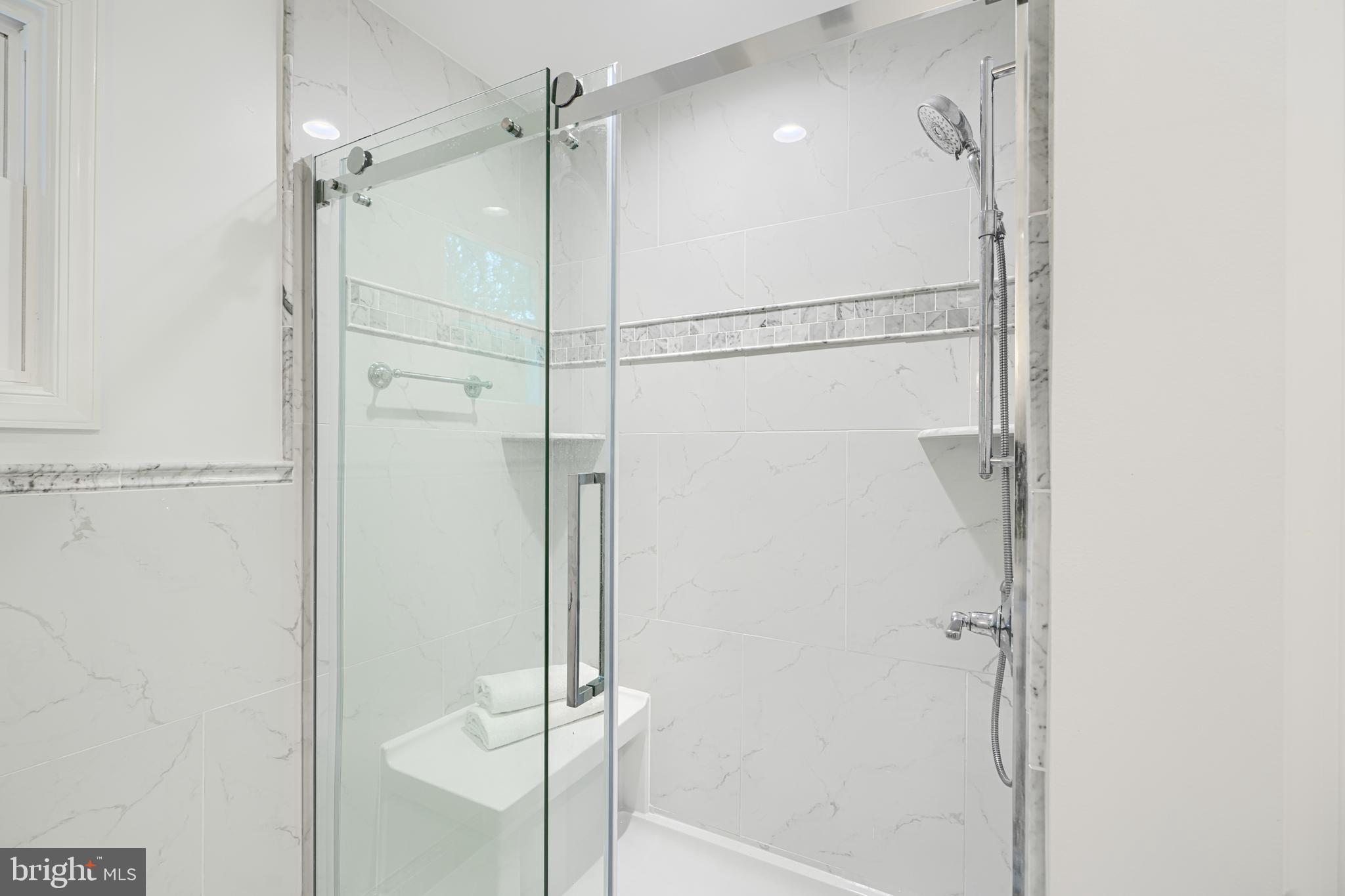 IVY HILL - Residential