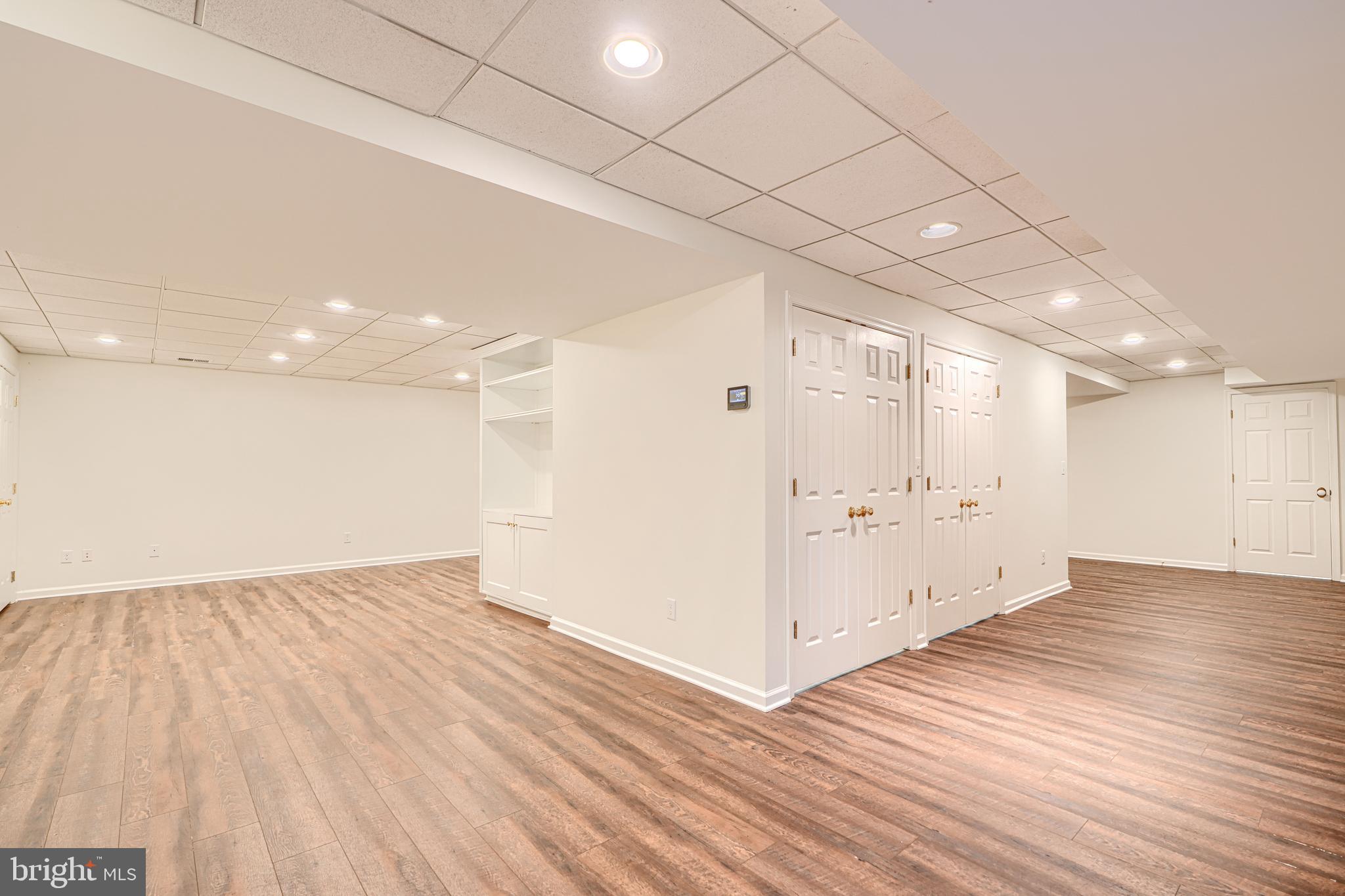 IVY HILL - Residential